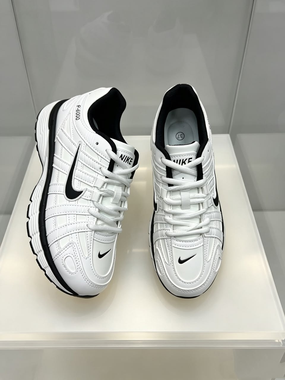 кроссовки nike,кроссовки,кроссовки nike p 6000,стильные кроссовки,женские кроссовки