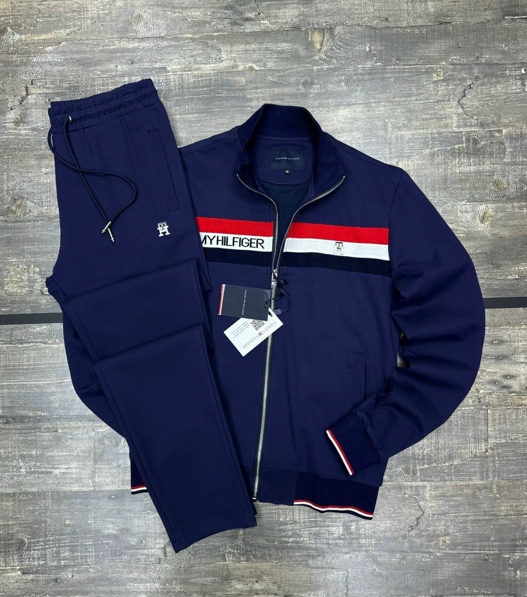 спортивный костюм tommy hilfiger,спортивный костюм томми хилфигер мужские,мужской спортивный костюм 2-ка бренда tommy hilfiger,мужской спортивный костюм tommy hilfiger,мужской спортивный костюм