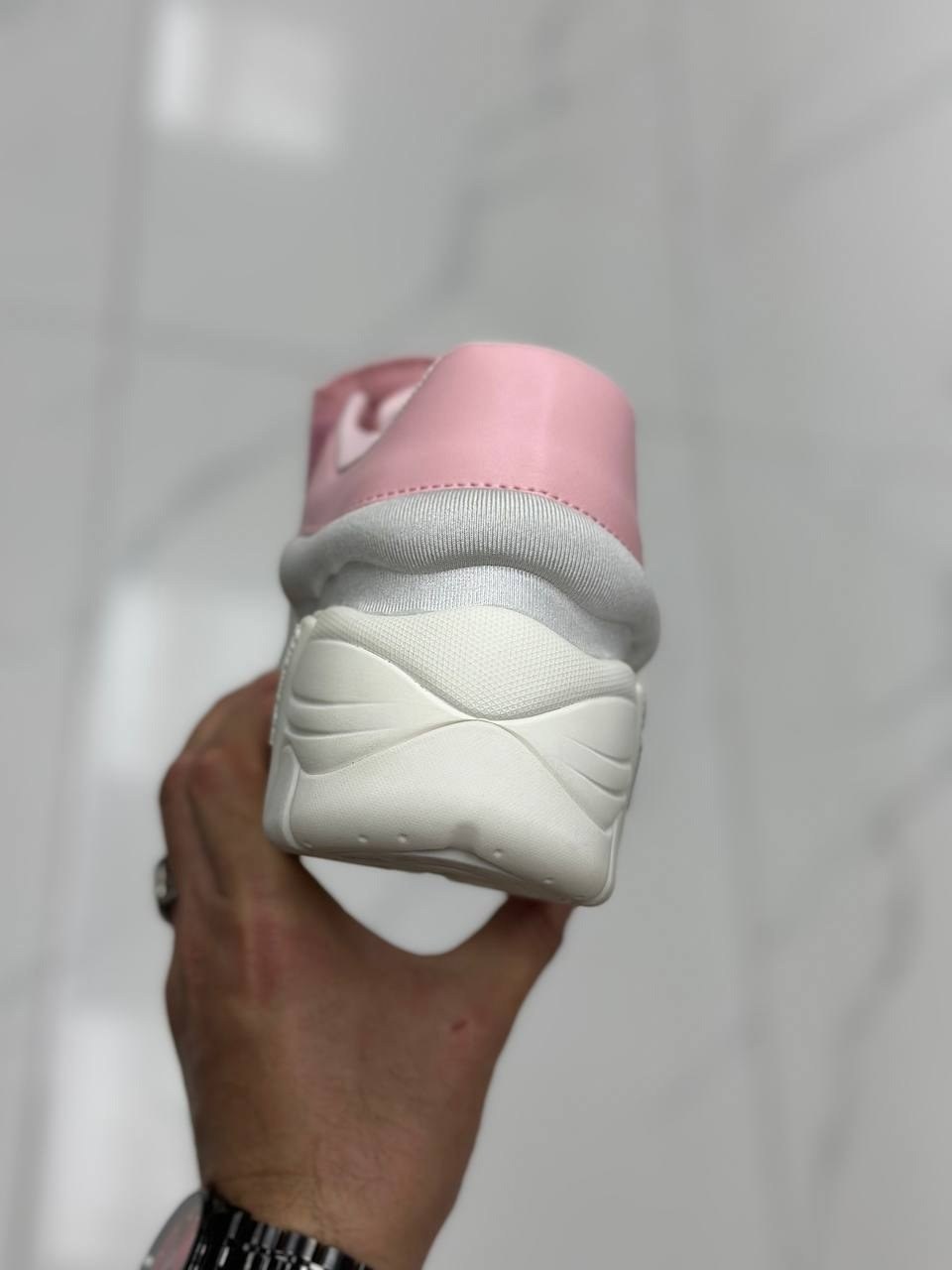 кроссовки,женские кроссовки,кроссовки женские balenciaga,спортивная ,оригинальные кроссовки