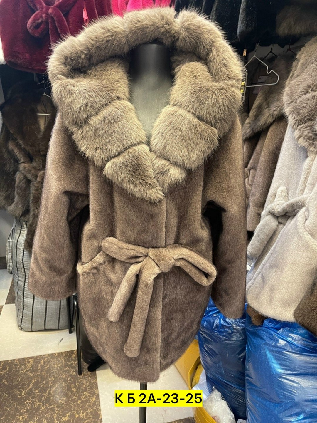 шубка,шуба,шуба женская,шуба с капюшоном,шуба искусственная