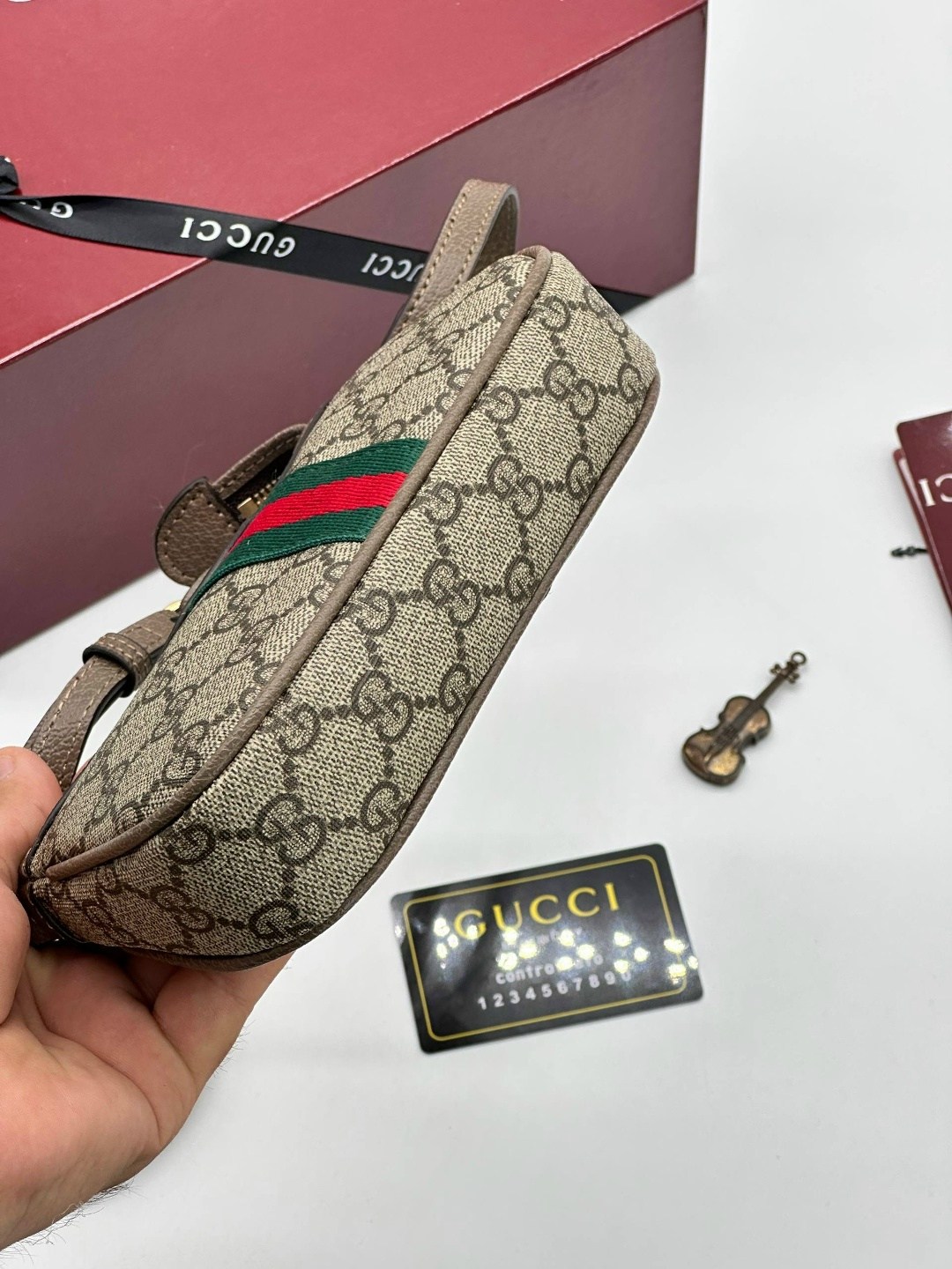 повседневная женская сумка gucci,сумка gucci,женская сумка gucci,сумка гуччи,сумка гуччи женская