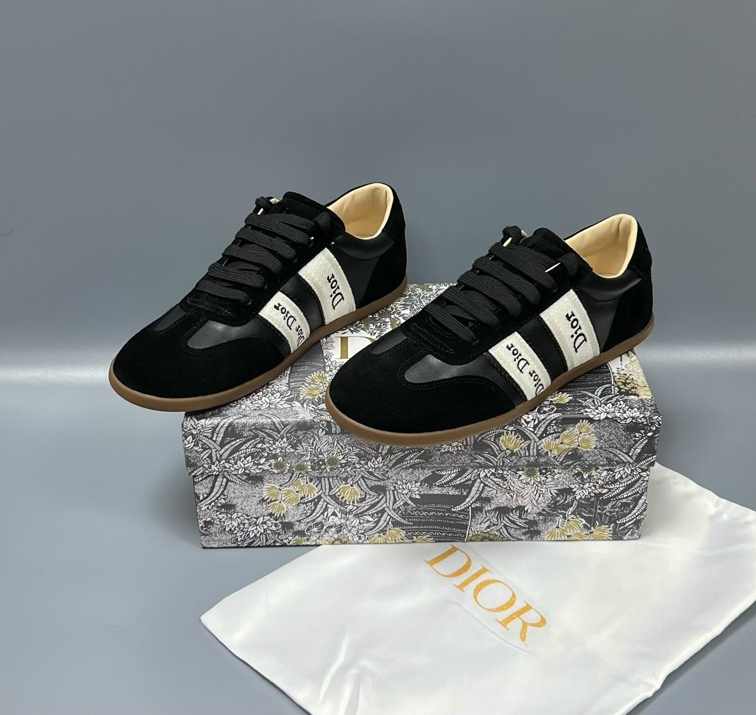 ,кроссовки женскиe,кроссовки adidas,кроссовки молодежные, женская