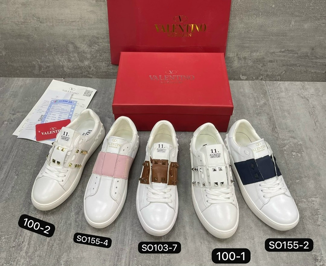 кроссовки женские valentino,кроссовки valentino,кроссовки valentino garavani rockstud,валентино кроссовки,