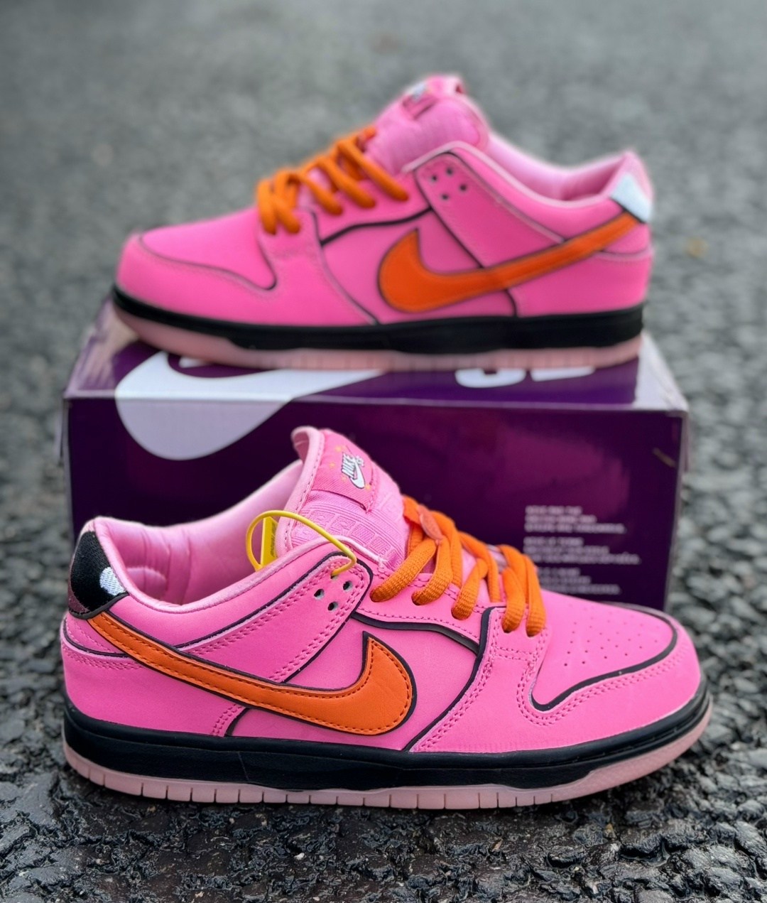 nike sb dunk low the powerpuff girls blossom,the powerpuff girls x nike sb dunk low "blossom",nike dunk low,nike sb dunk low pro,nike sb dunk low