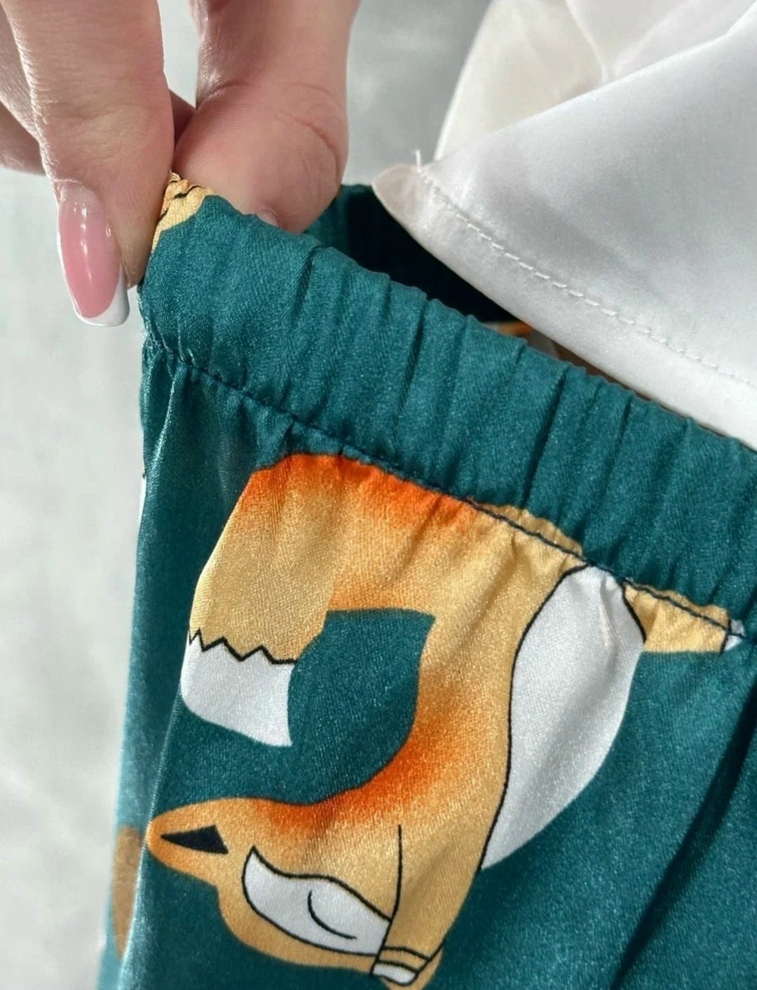 пижама шелковая женская с шортами,пижама с лисичками,женская пижама,шелковая пижама с лисичками,пижама шелковая с шортами и топом mimi pajamas