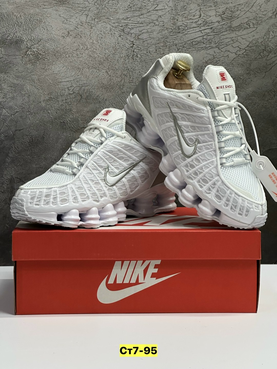 кроссовки nike,кроссовки nike shox tl,nike shox tl white metallic silver,кроссовки nike shox tl белые,кроссовки мужской nike