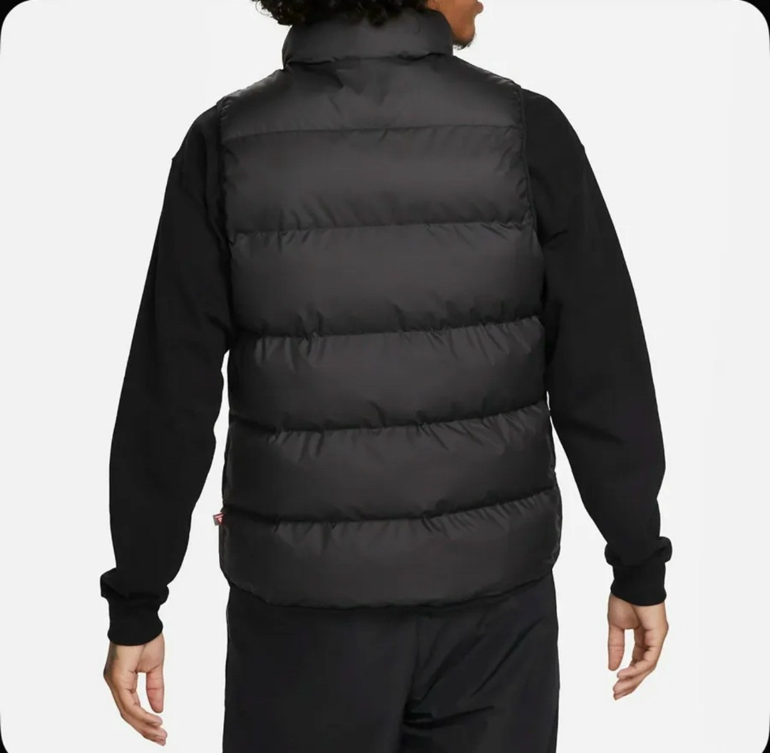жилетка nike,мужские жилеты nike,жилет nike nsw dwn fil wr vest shld ho20,жилет nike,жилетка найк