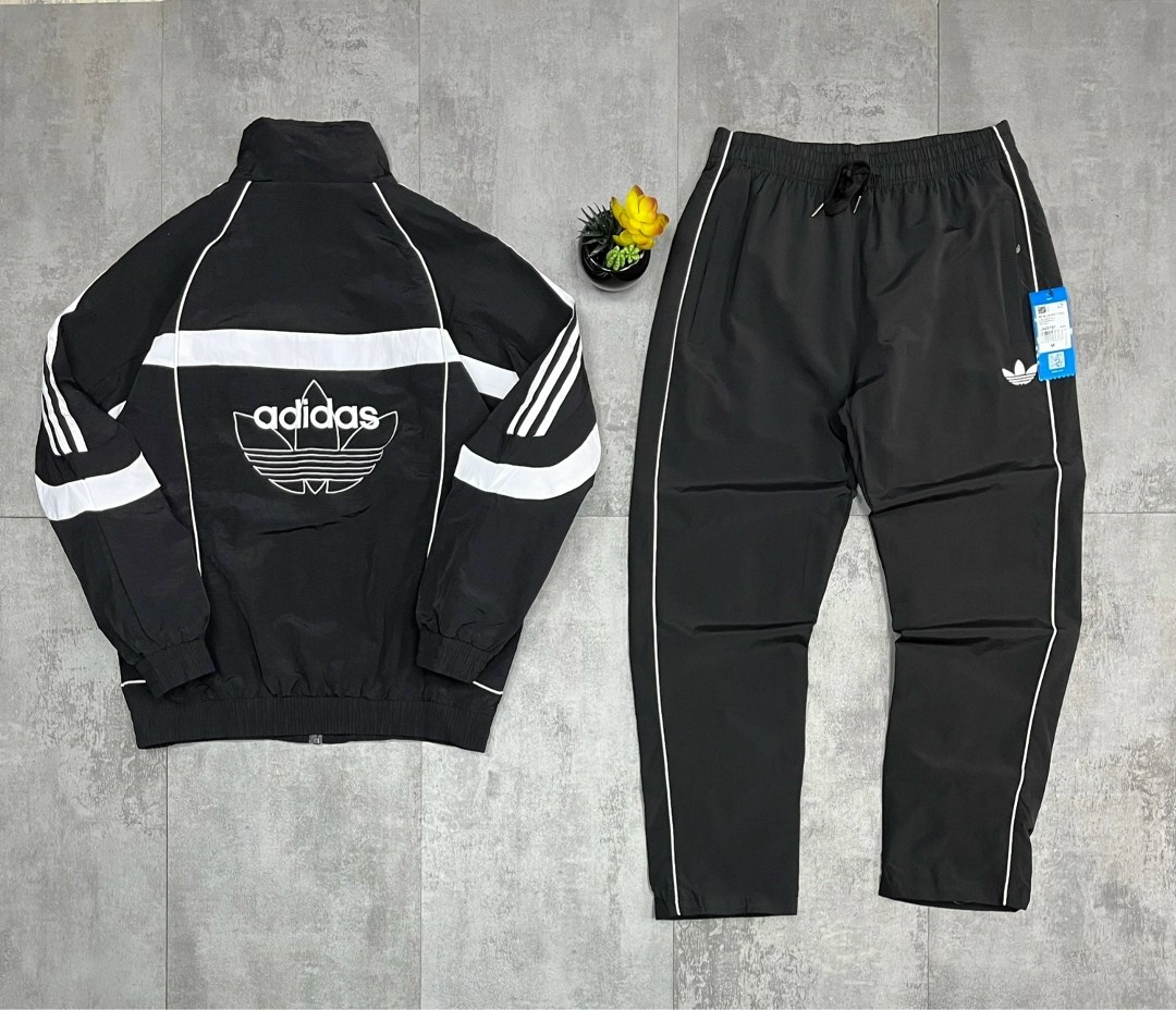 adidas original,adidas originals adidas,лейбл адидас,куртка с подкладкой