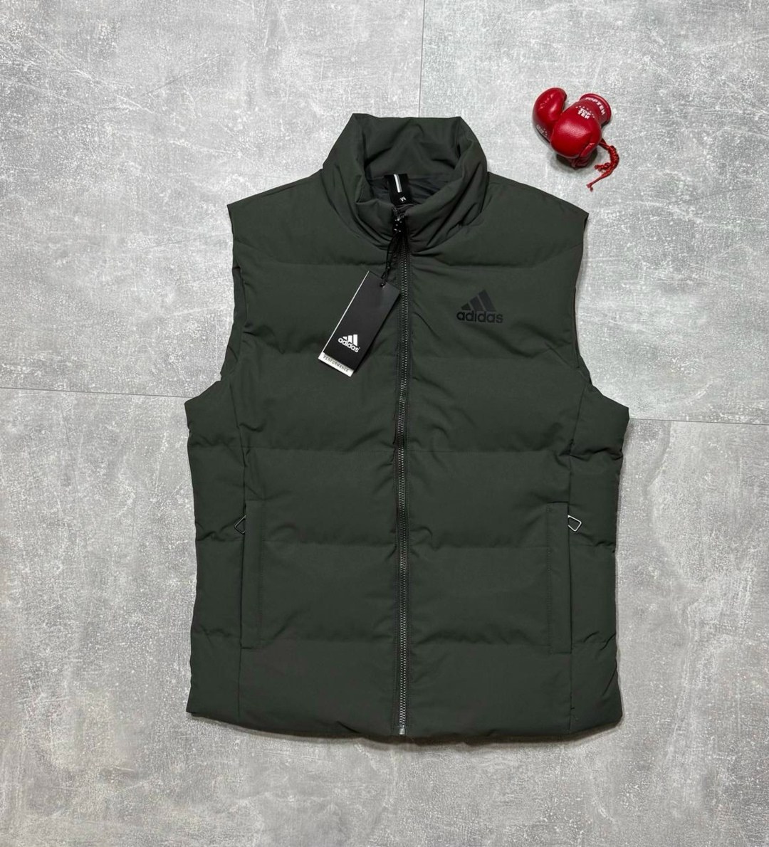 жилет adidas,жилет adidas sportswear adidas,жилет утепленный adidas adidas,жилет утепленный adidas,жилет безрукавка мужская adidas