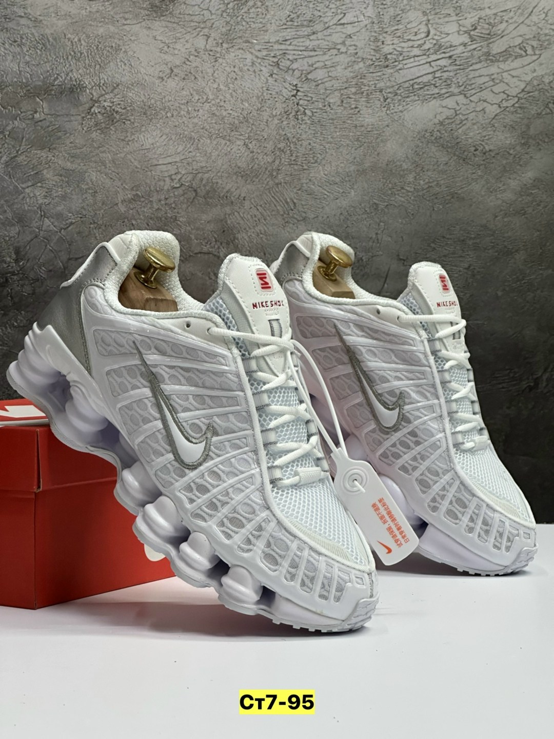 кроссовки nike,кроссовки nike shox tl,nike shox tl white metallic silver,кроссовки nike shox tl белые,кроссовки мужской nike