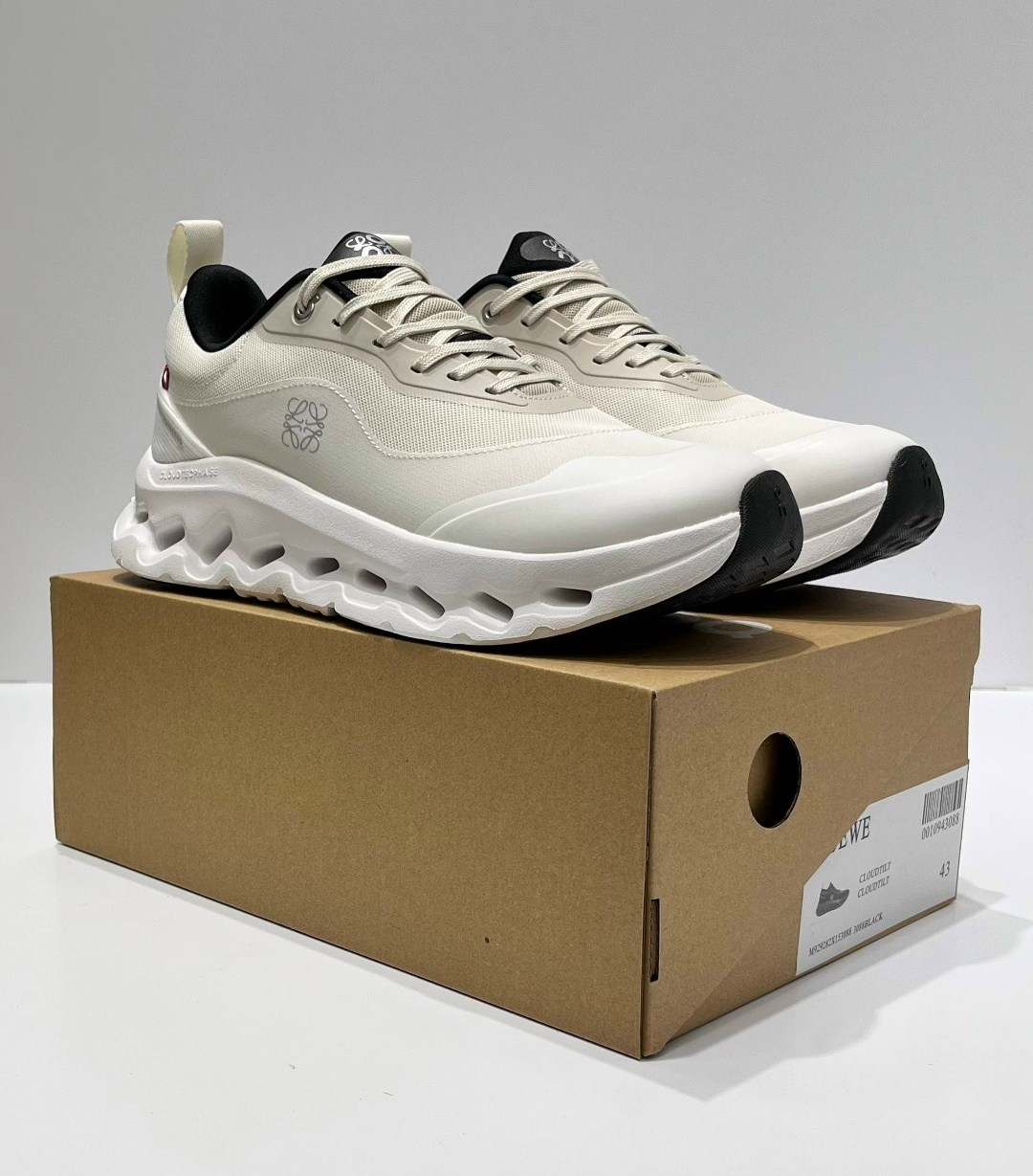 кроссовки on,кроссовки on loewe x cloudtilt 2 tan white gum,кроссовки cloudtilt 2 tan white gum из коллаборации с loewe on running,loewe кроссовки,дышащие кроссовки