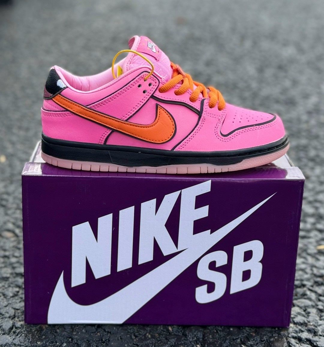 nike sb dunk low the powerpuff girls blossom,the powerpuff girls x nike sb dunk low "blossom",nike dunk low,nike sb dunk low pro,nike sb dunk low