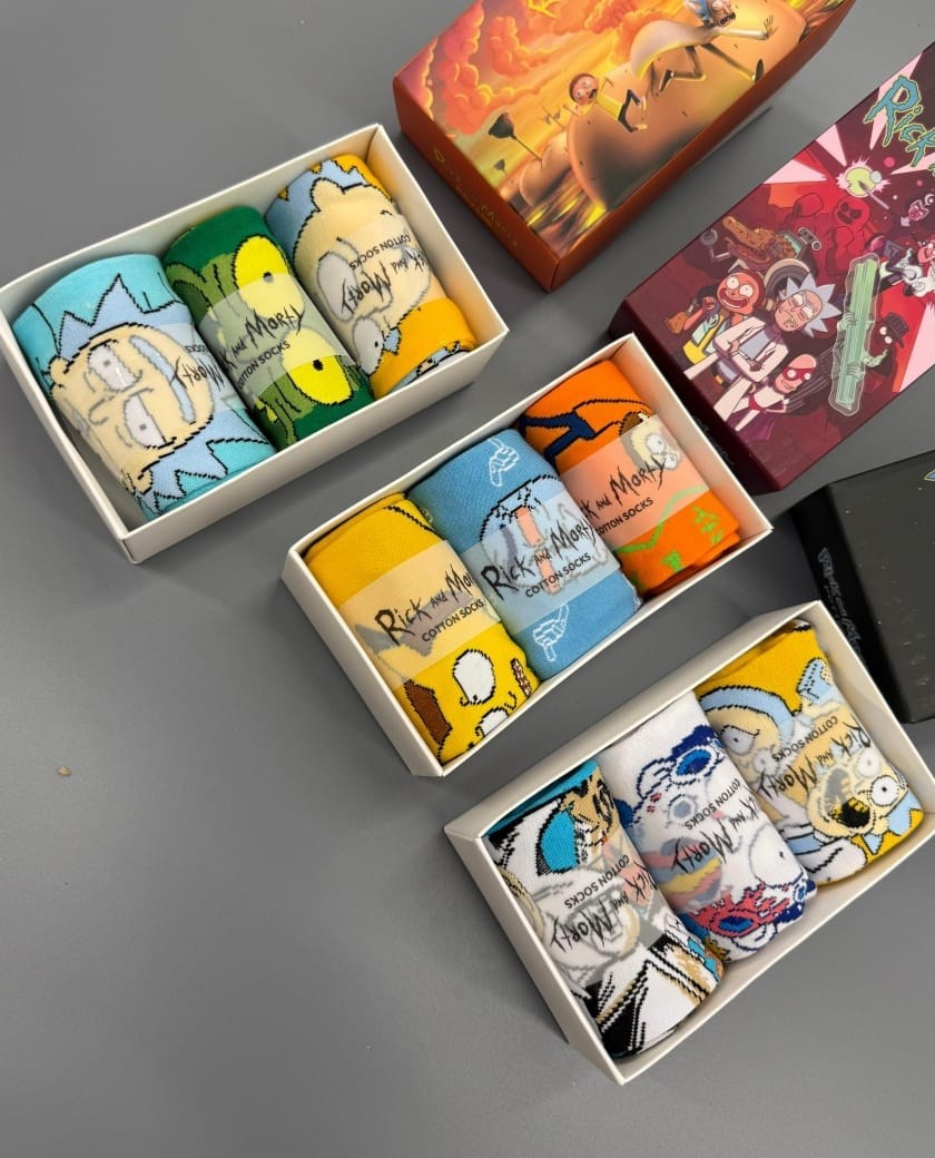 подарочный набор носки,подарочной набор,носки рик и морти,подарочная упаковка,подарочная коробка