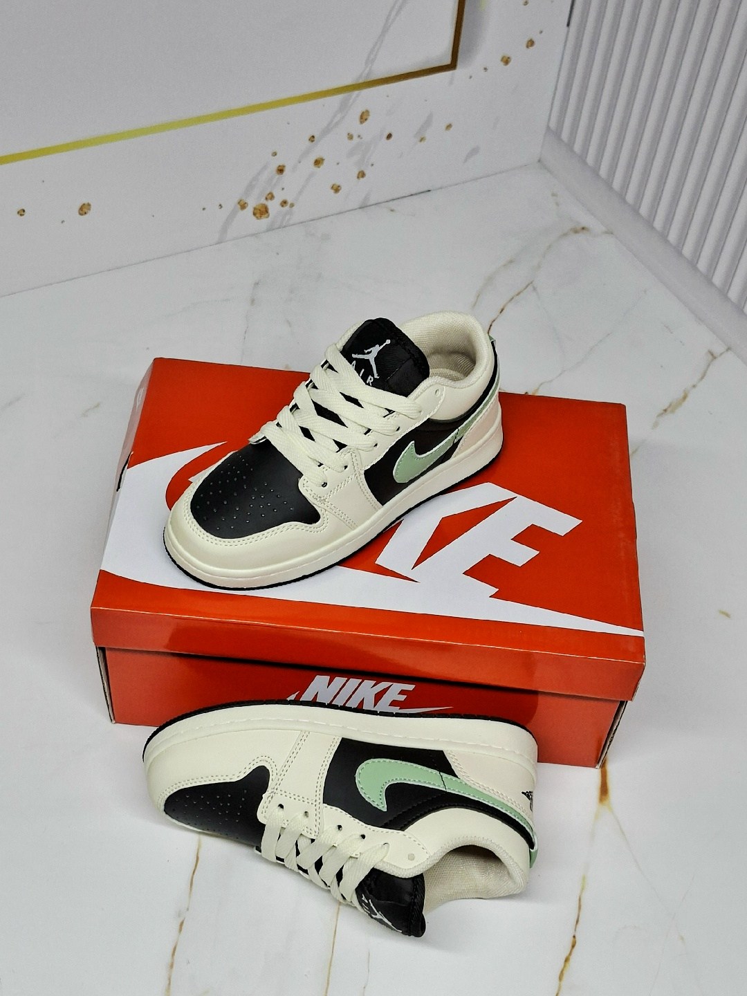 кроссовки,,женские кроссовки,кроссовки модные,кроссовки nike air jordan