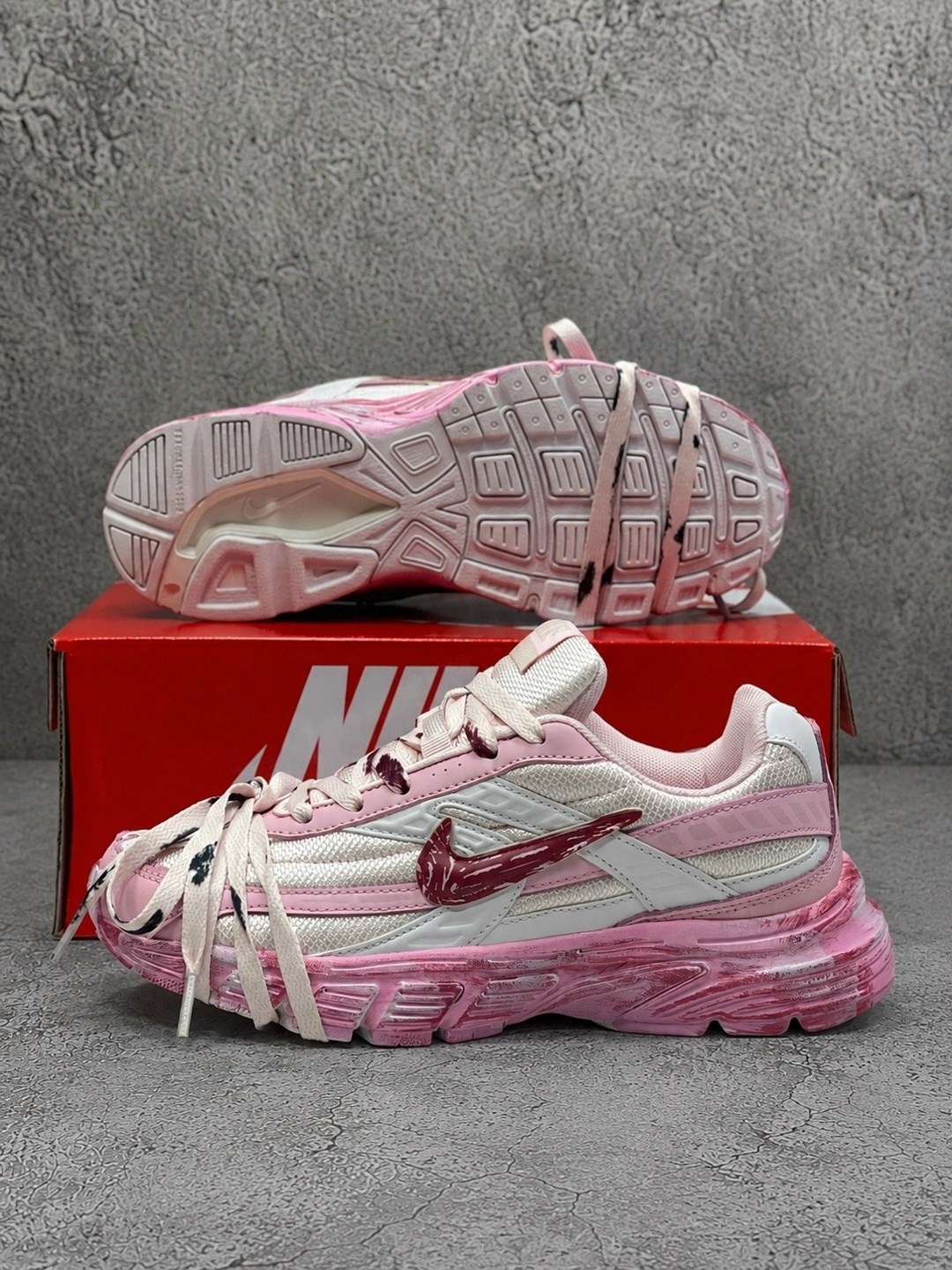 кроссовки nike женские,кроссовки nike initiator pink,женские беговые кроссовки nike initiator ярко-розовый,кроссовки nike initiator розовый,кроссовки nike initiator pink custom