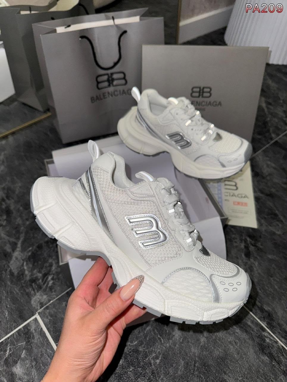 кроссовки женские balenciaga,брюки широкие,розовые штаны,брюки розовые,спортивные брюки