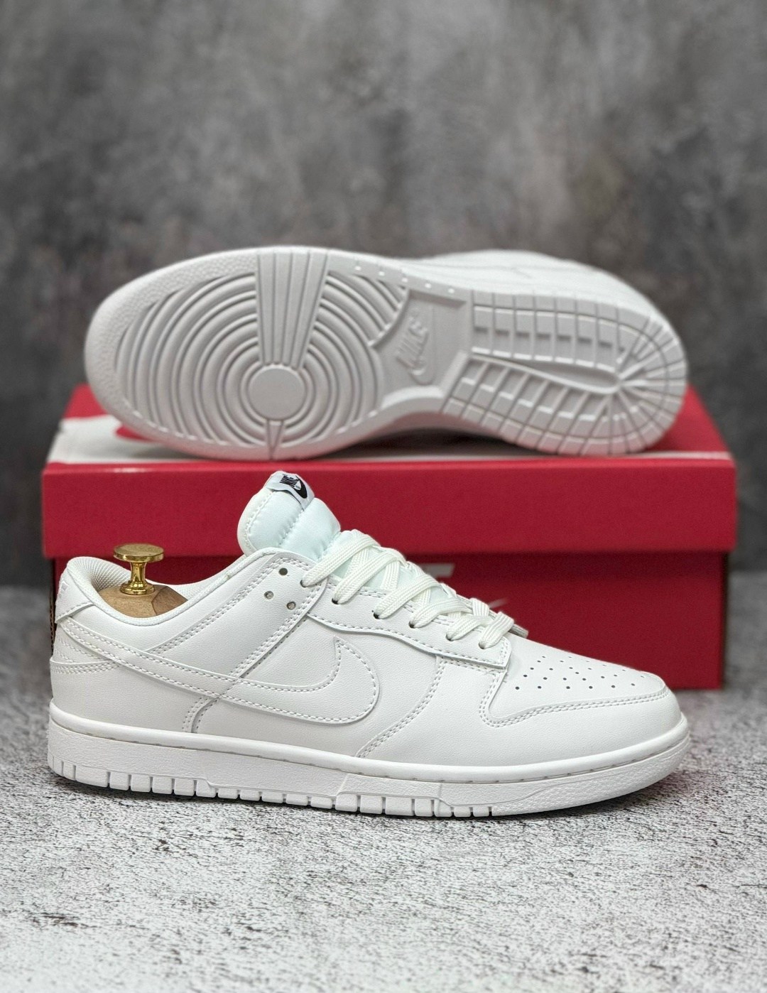 nike dunk low triple white,кроссовки nike dunk sb low,кроссовки nike dunk low,кроссовки,кросcовки nike air force 1