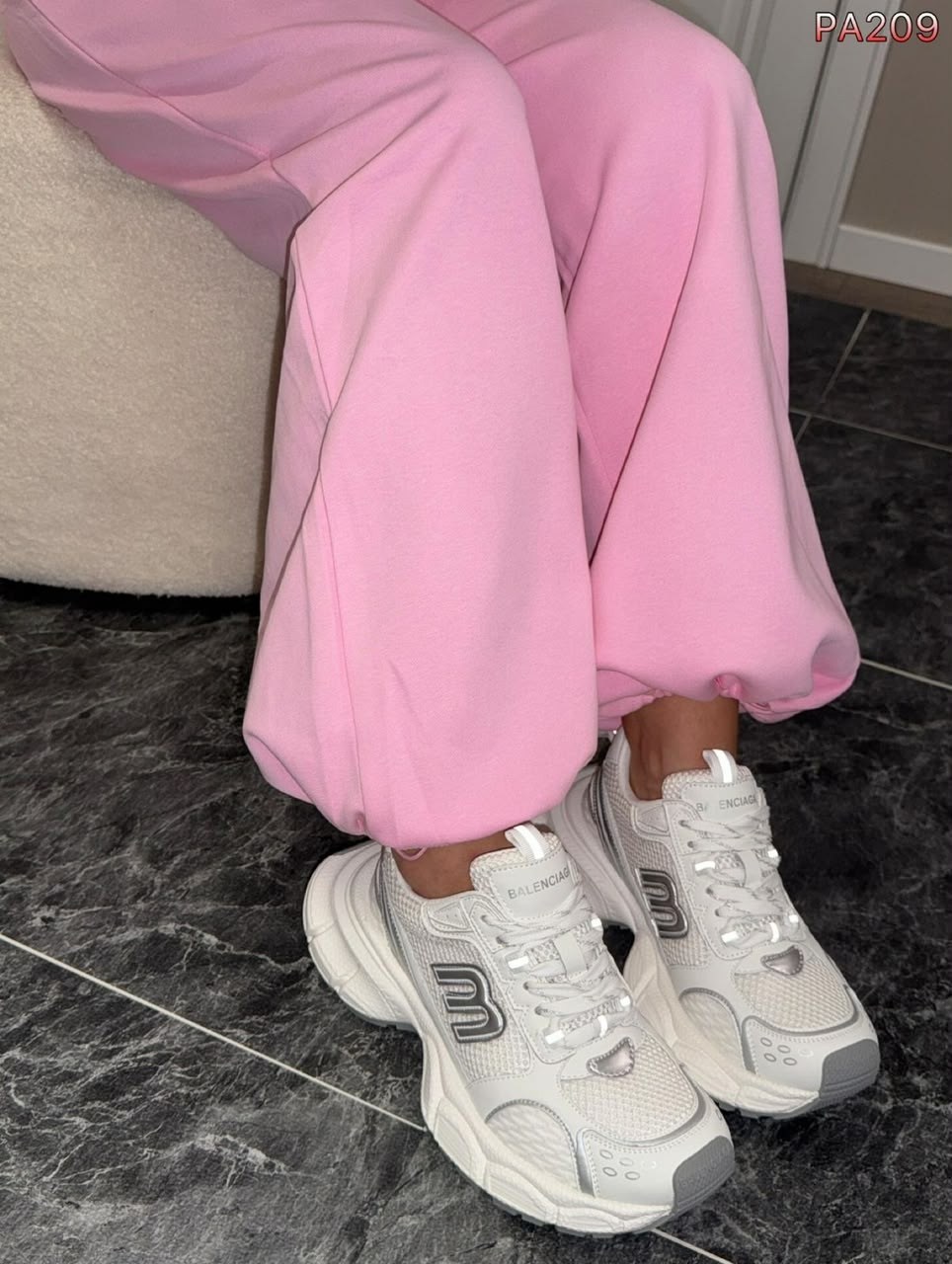 кроссовки женские balenciaga,брюки широкие,розовые штаны,брюки розовые,спортивные брюки