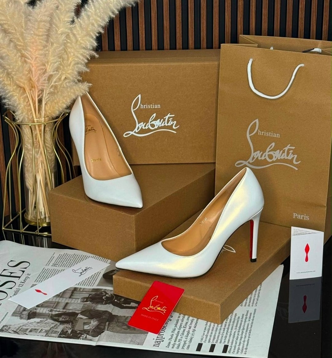 christian louboutin туфли,,christian louboutin pigalle patent black heels size 39.5,женские туфли лодочки,christian louboutin женские туфли на высоком