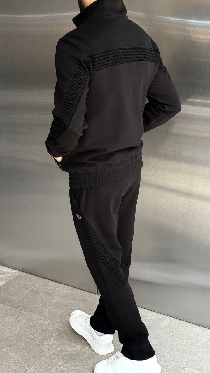 мужские спортивные костюмы,armani спортивный костюм,спортивный костюм emporio armani,спортивные костюмы мужские emporio armani,мужской спортивный костюм emporio armani ea7