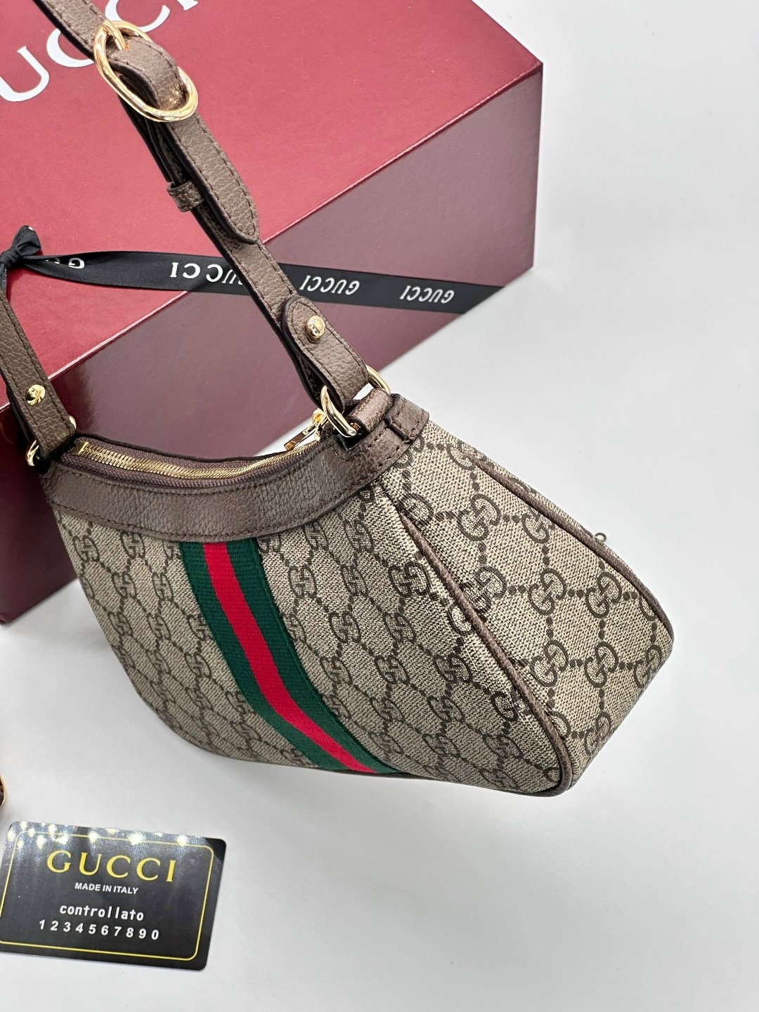 сумка gucci,женская сумка gucci,сумка гуччи,сумка гуччи женская,повседневная женская сумка gucci