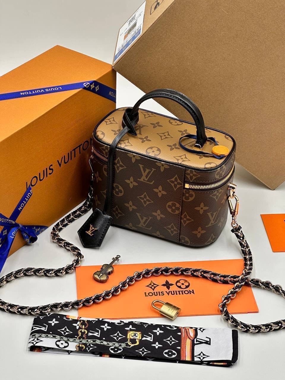 louis vuitton женская сумка,сумкa louis vuitton,сумка louis vuitton vanity pm,сумка луи витон,сумка луи виттон