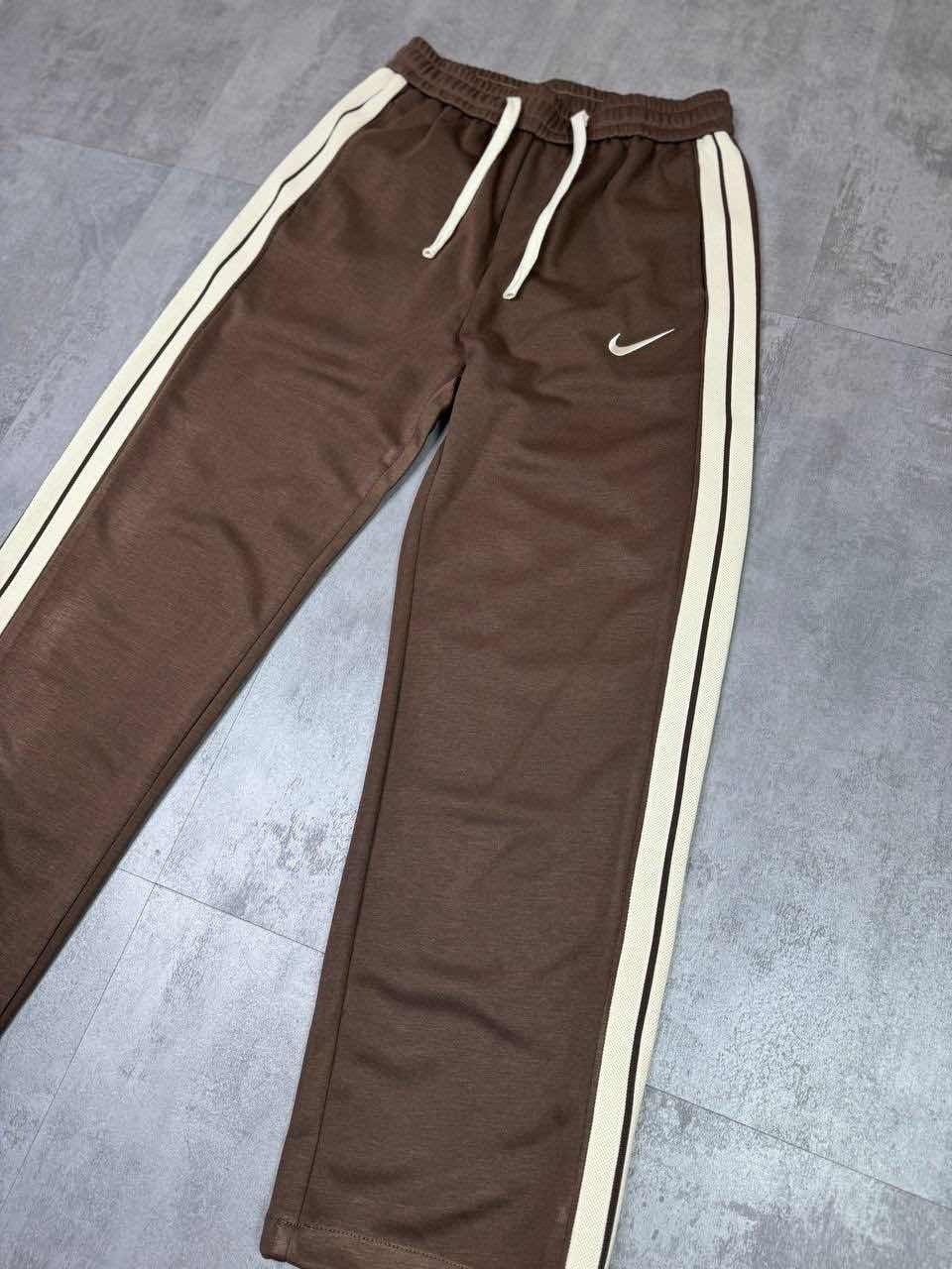 спортивные штаны мужские nike,спортивные штаны для мужчин,штаны спортивные,спортивные штаны nike,спортивные штаны мужские