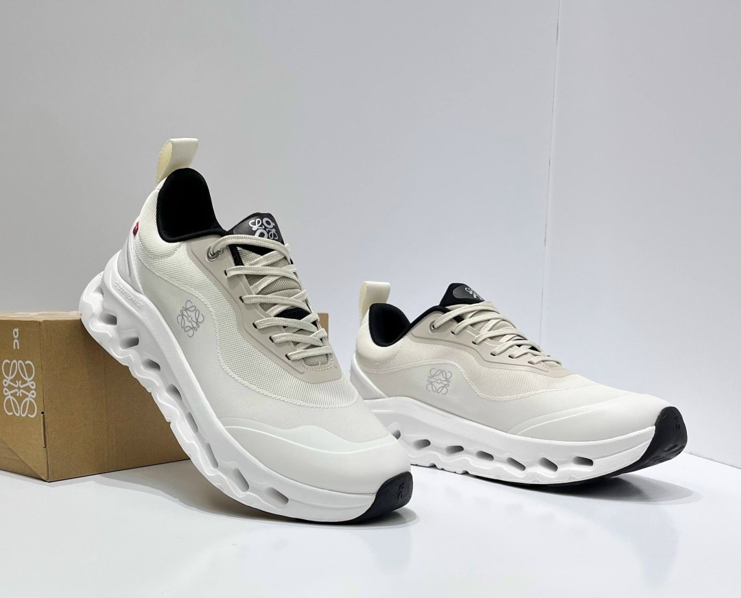 кроссовки on,кроссовки on loewe x cloudtilt 2 tan white gum,кроссовки cloudtilt 2 tan white gum из коллаборации с loewe on running,loewe кроссовки,дышащие кроссовки