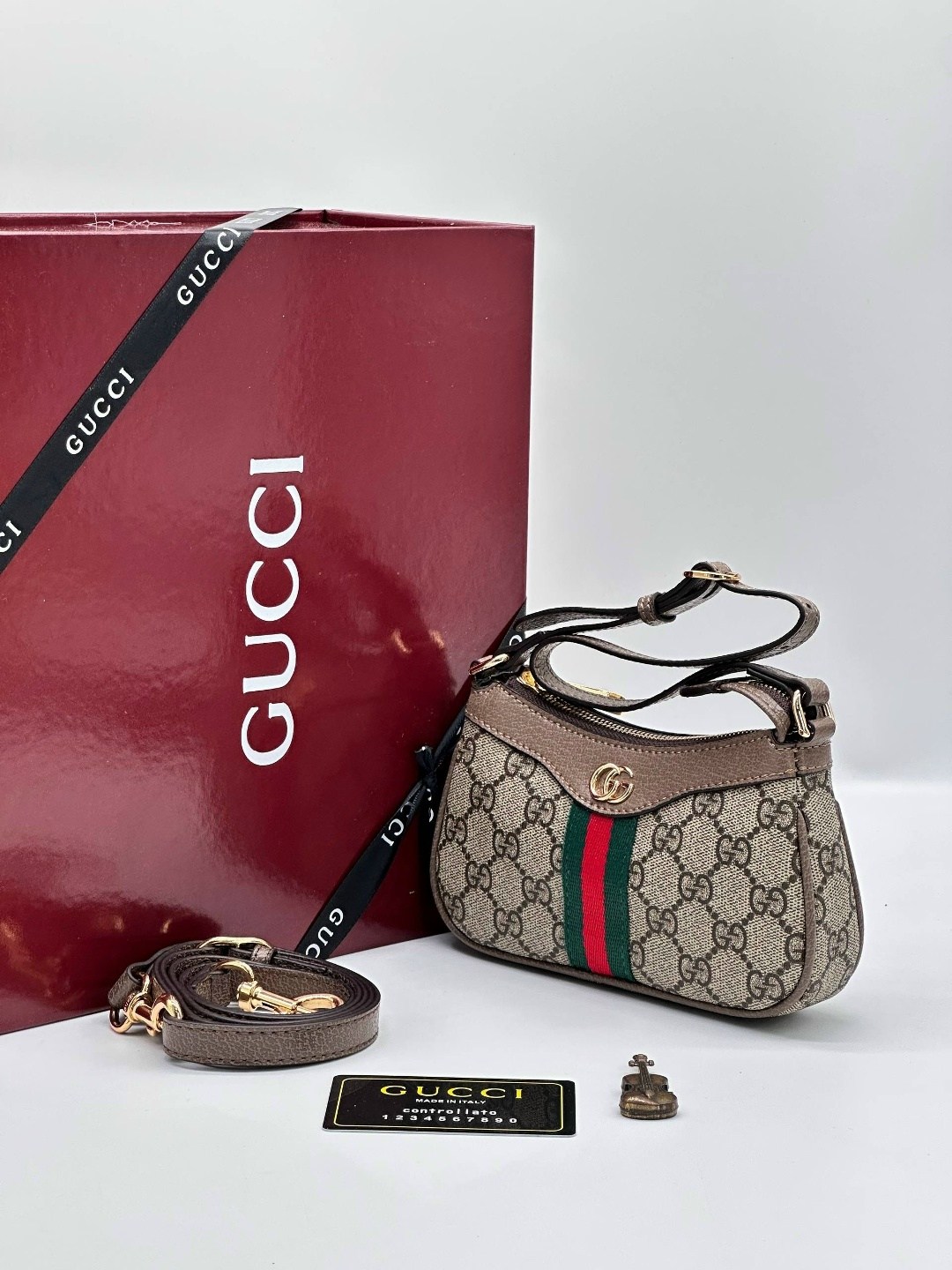 повседневная женская сумка gucci,сумка gucci,женская сумка gucci,сумка гуччи,сумка гуччи женская
