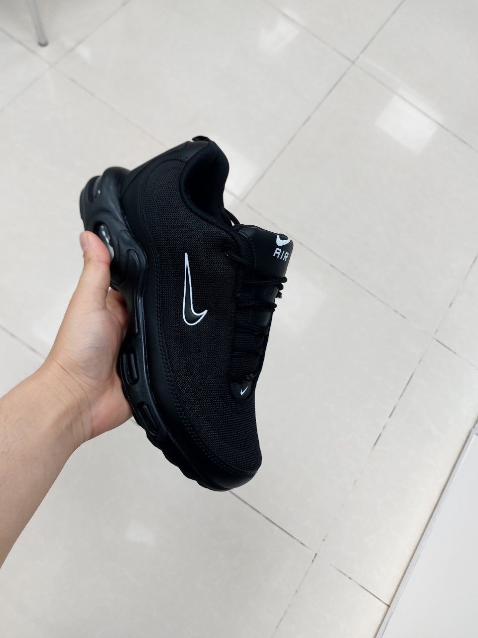 кроссовки nike air max tn plus,кроссовки мужские nike air max tn plus,nike air max plus tn,кроссовки nike air max plus,кроссовки