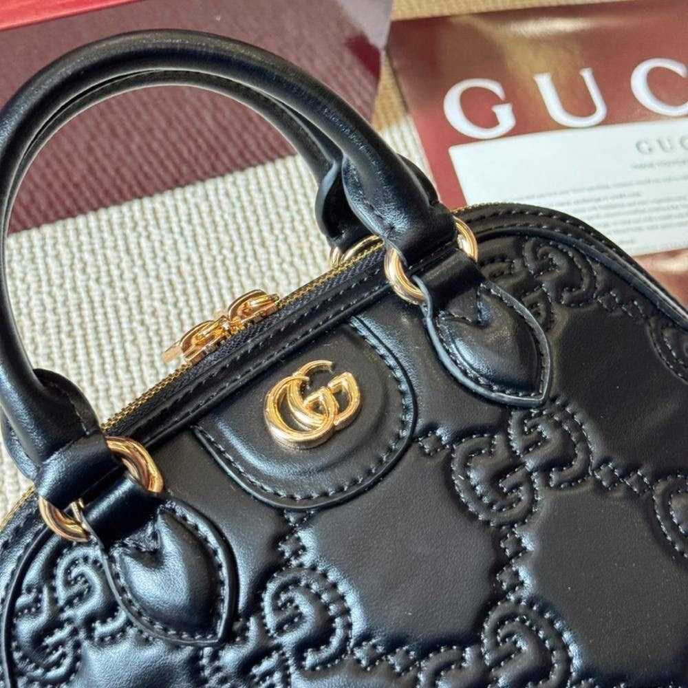 gucci сумка,женская сумка gucci,сумка гуччи,сумка шоппер гуччи,сумка gucci gg matelassé handbag черный