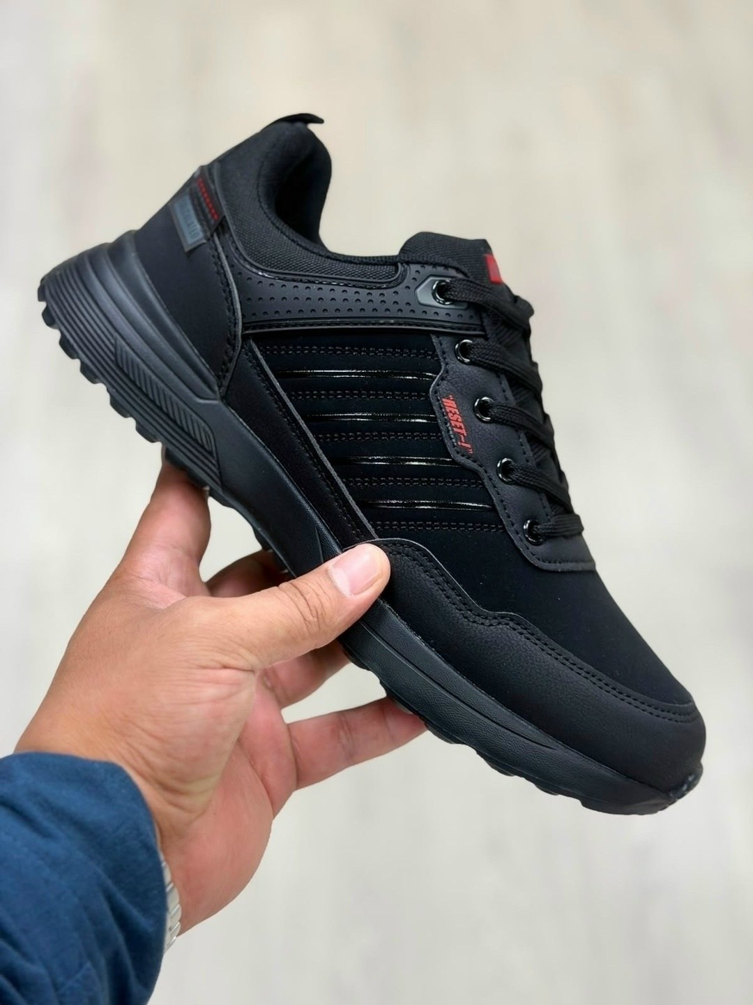 мужские кроссовки,кроссовки adidas мужские,кроссовка мужской, мужская кроссовки,кроссовки для мужчин