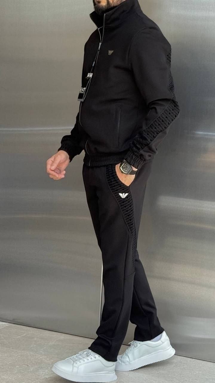 мужские спортивные костюмы,armani спортивный костюм,спортивный костюм emporio armani,спортивные костюмы мужские emporio armani,мужской спортивный костюм emporio armani ea7