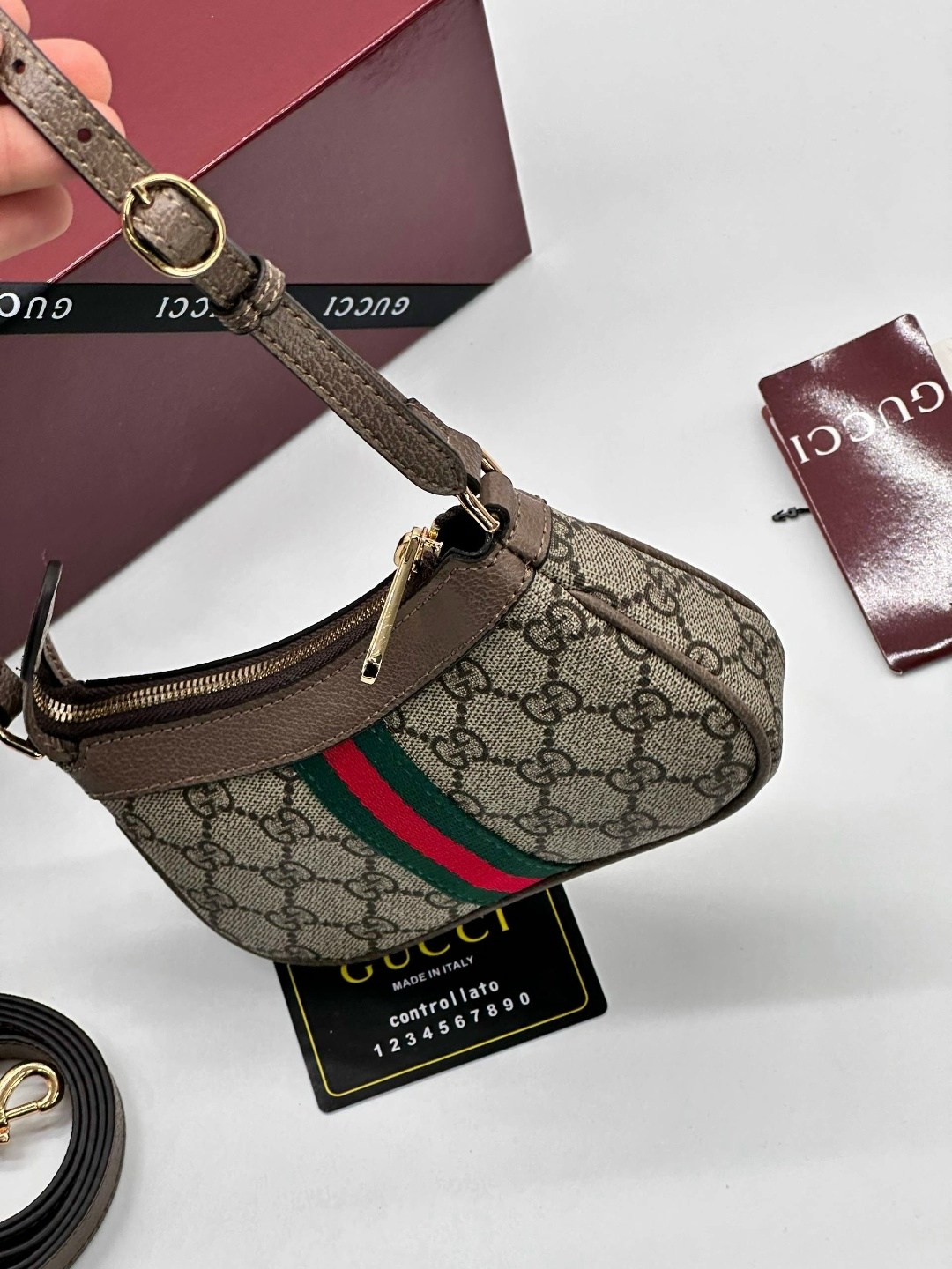 повседневная женская сумка gucci,сумка gucci,женская сумка gucci,сумка гуччи,сумка гуччи женская