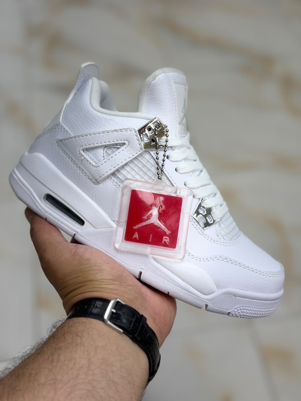 nike air jordan 4 retro kaws,кроссовки nike air jordan 4 retro,кроссовки nike air jordan 4,кроссовки,баскетбольная