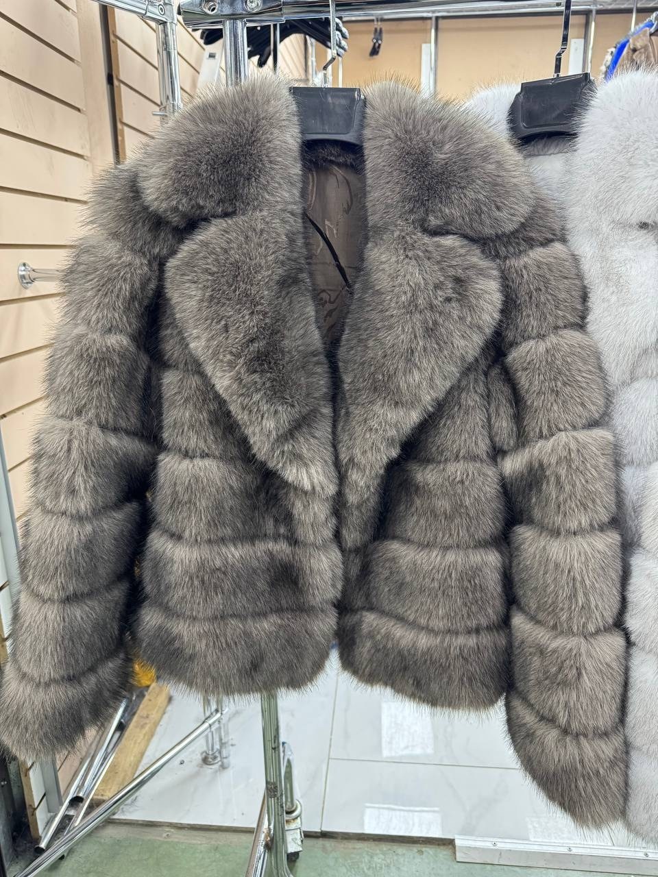 шуба из песца,шуба (песец),шуба из меха песца,шуба песец графит,шубка из песца