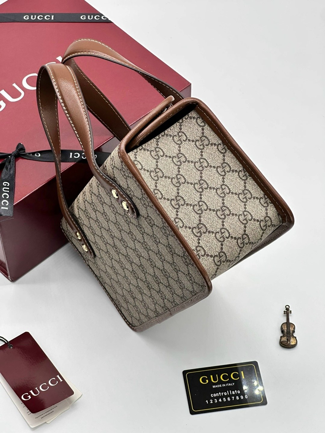 сумка gucci horsebit,женская сумка gucci,сумка женская gucci horsebit 1955,сумка gucci,женская сумка gucci horsebit
