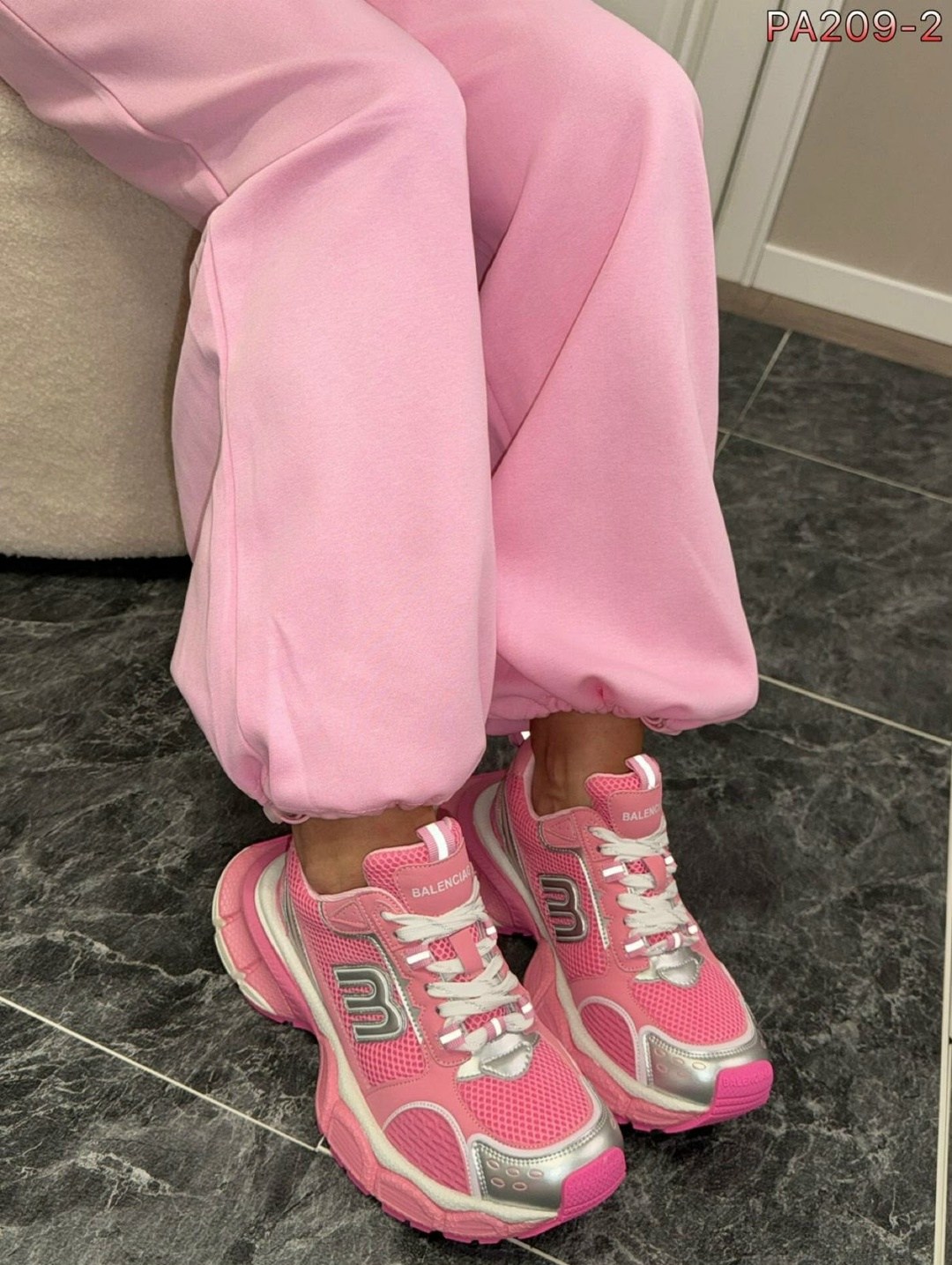 кроссовки женские balenciaga,кроссовки balenciaga,кроссовки баленсиага женские,баленсиага кроссовки розовые,женские кроссовки