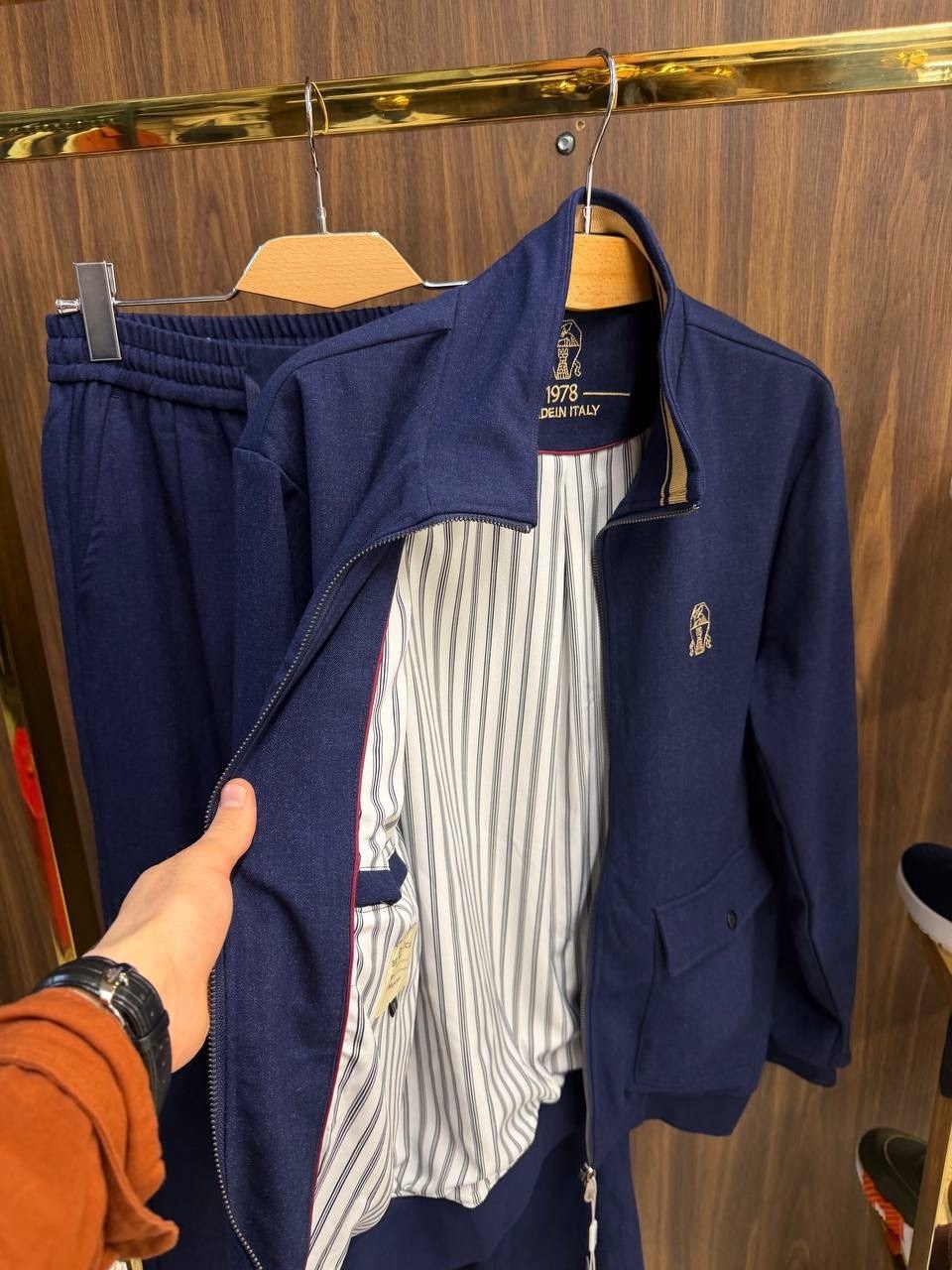 костюм спортивный stefano ricci,спортивный костюм brunello cucinelli,спортивный костюм stefano ricci мужской,костюм спортивный мужской stefano ricci повседневный синий,мужские спортивные костюмы