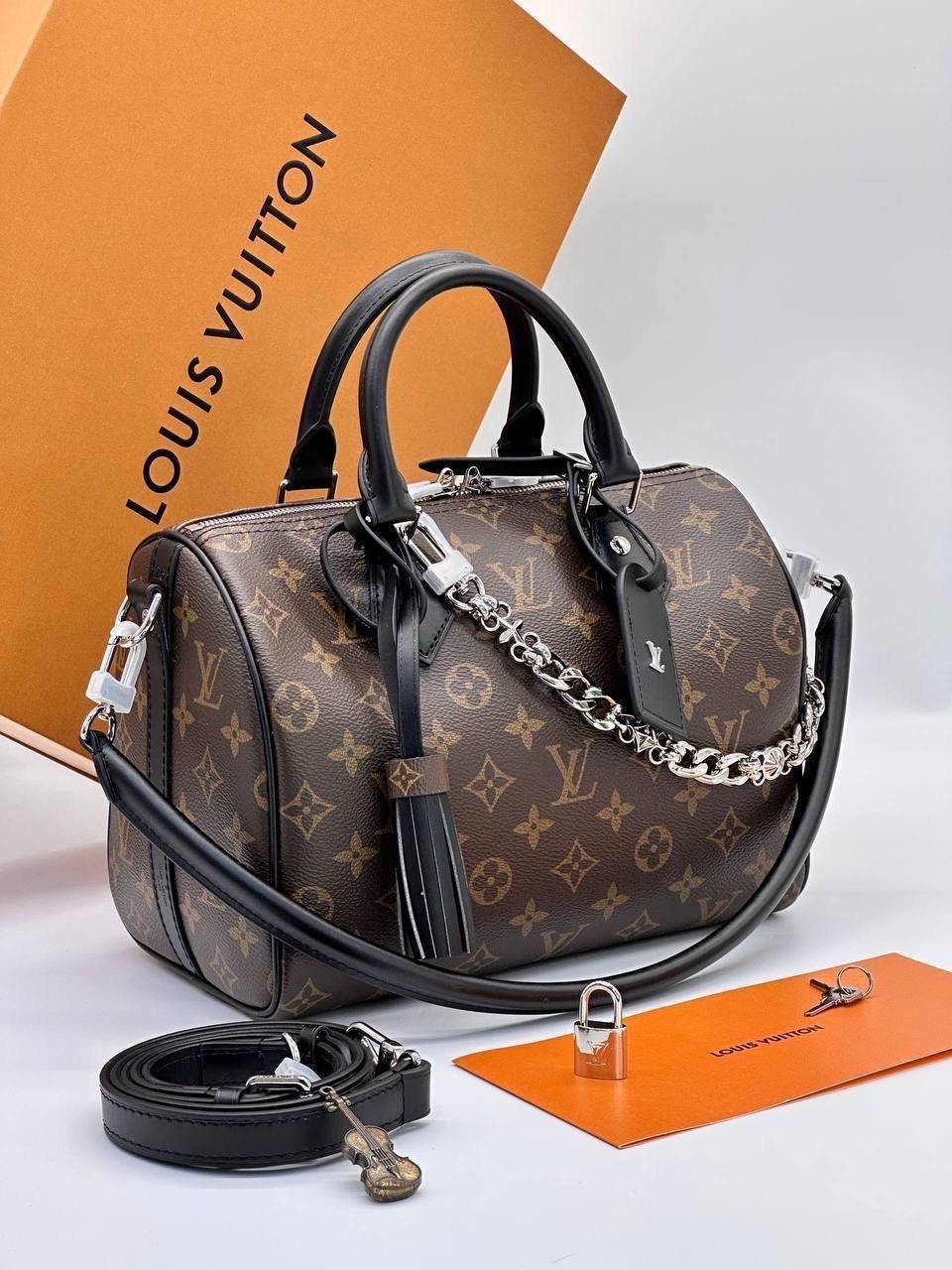 сумка женская louis vuitton,классическая сумка speedy louis vuitton с монограммой,сумка louis vuitton,louis vuitton модная сумка с замком,сумка