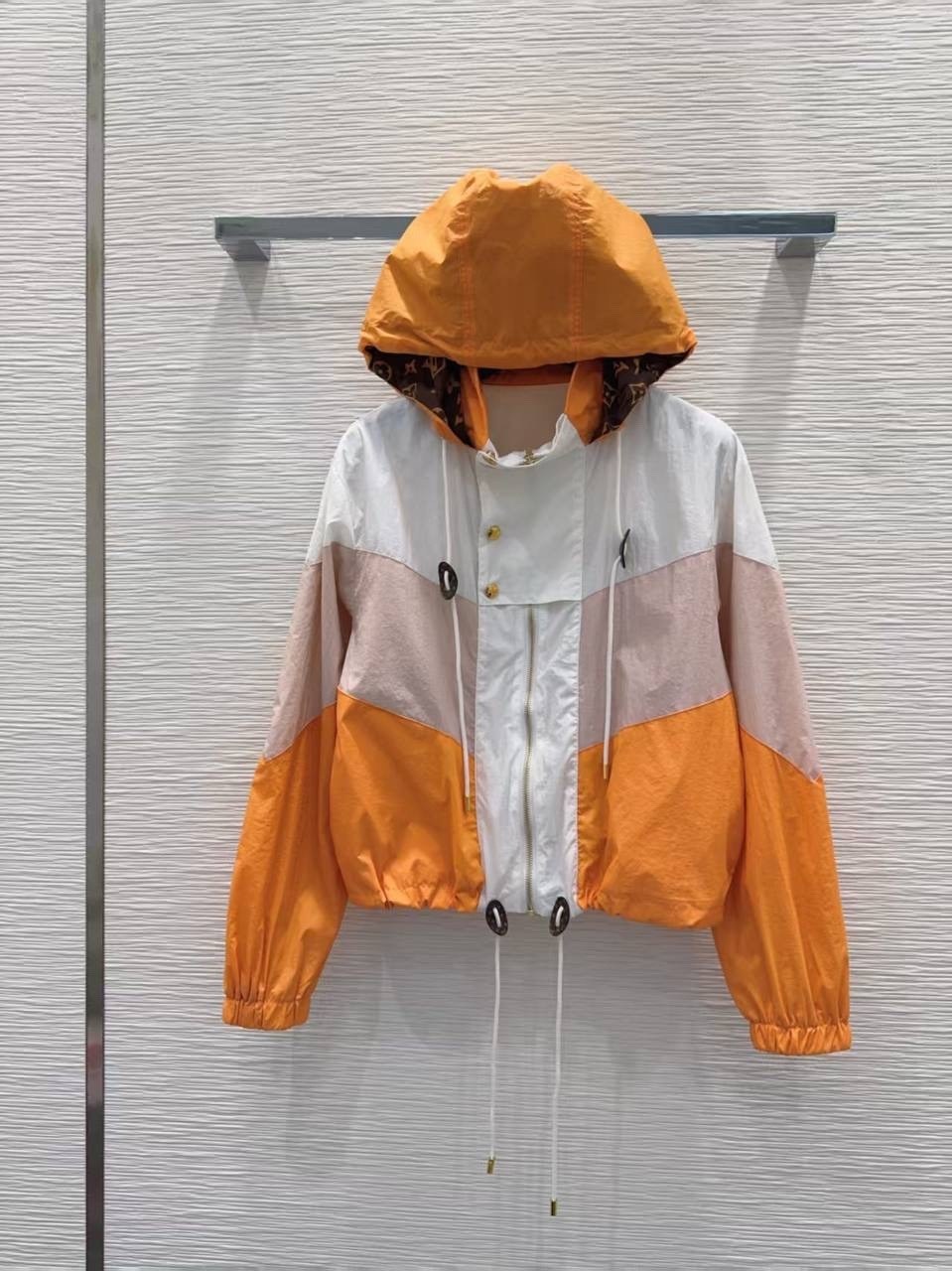 легкая куртка,женская куртка,куртка,ветровка женская,windbreaker jacket