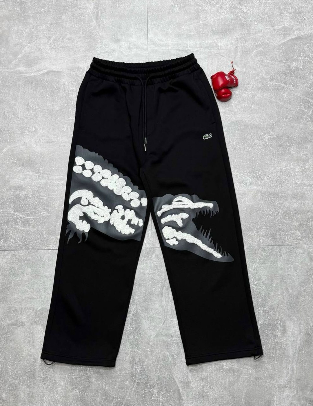 спортивные штаны lacoste,спортивные штаны,мужские брюки,мужские спортивные брюки lacoste серые,спортивные мужские штаны