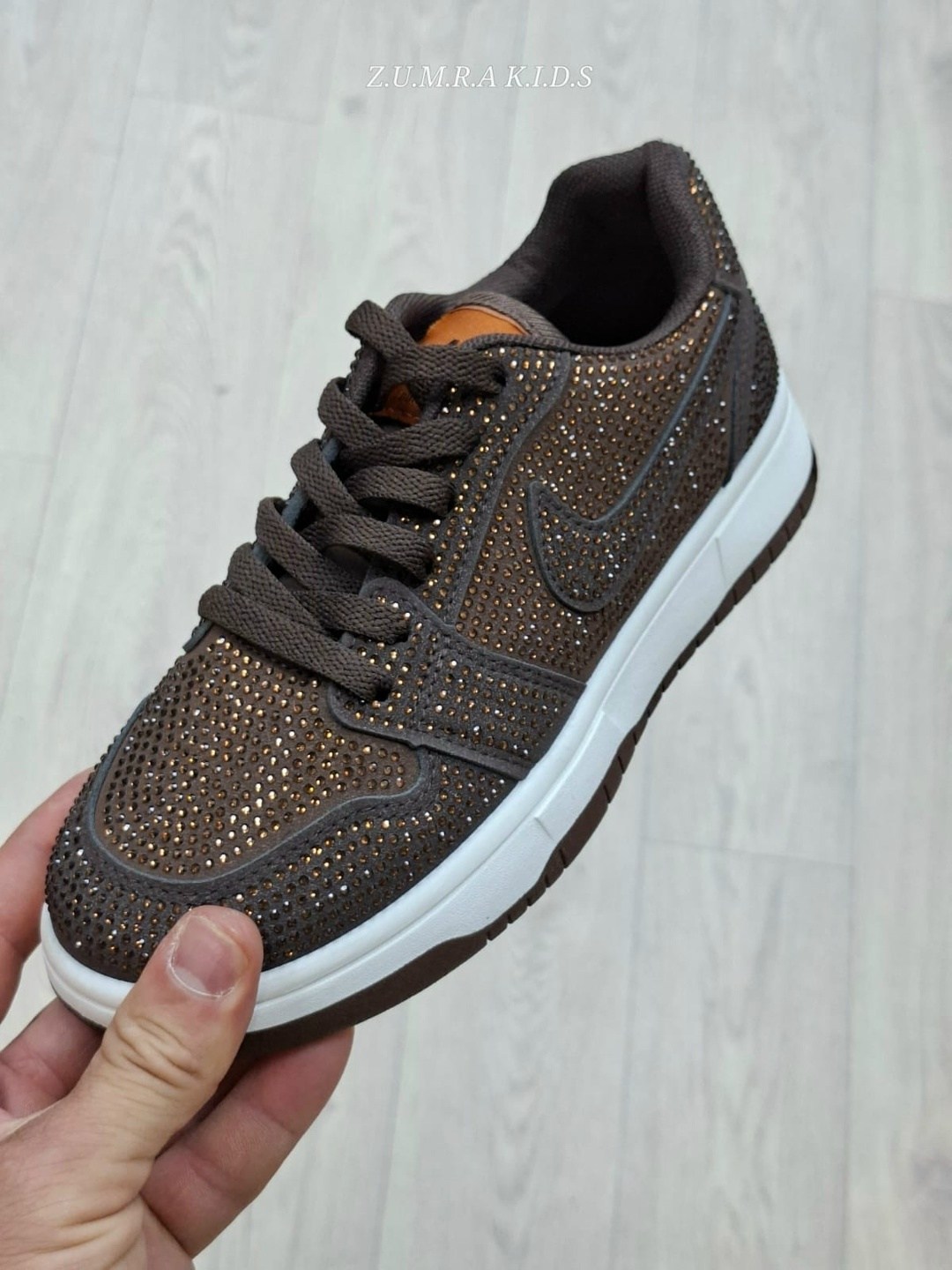 кроссовки,кроссовки женскиe,найк кроссовки женские блестящие,nike кроссовки,обуви