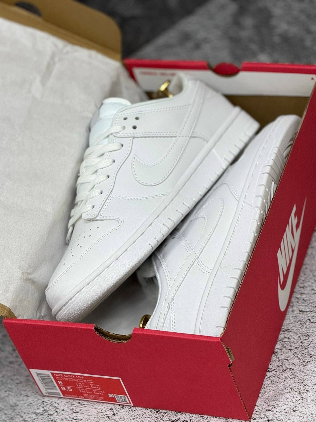 nike dunk low triple white,кроссовки nike dunk sb low,кроссовки nike dunk low,кроссовки,кросcовки nike air force 1