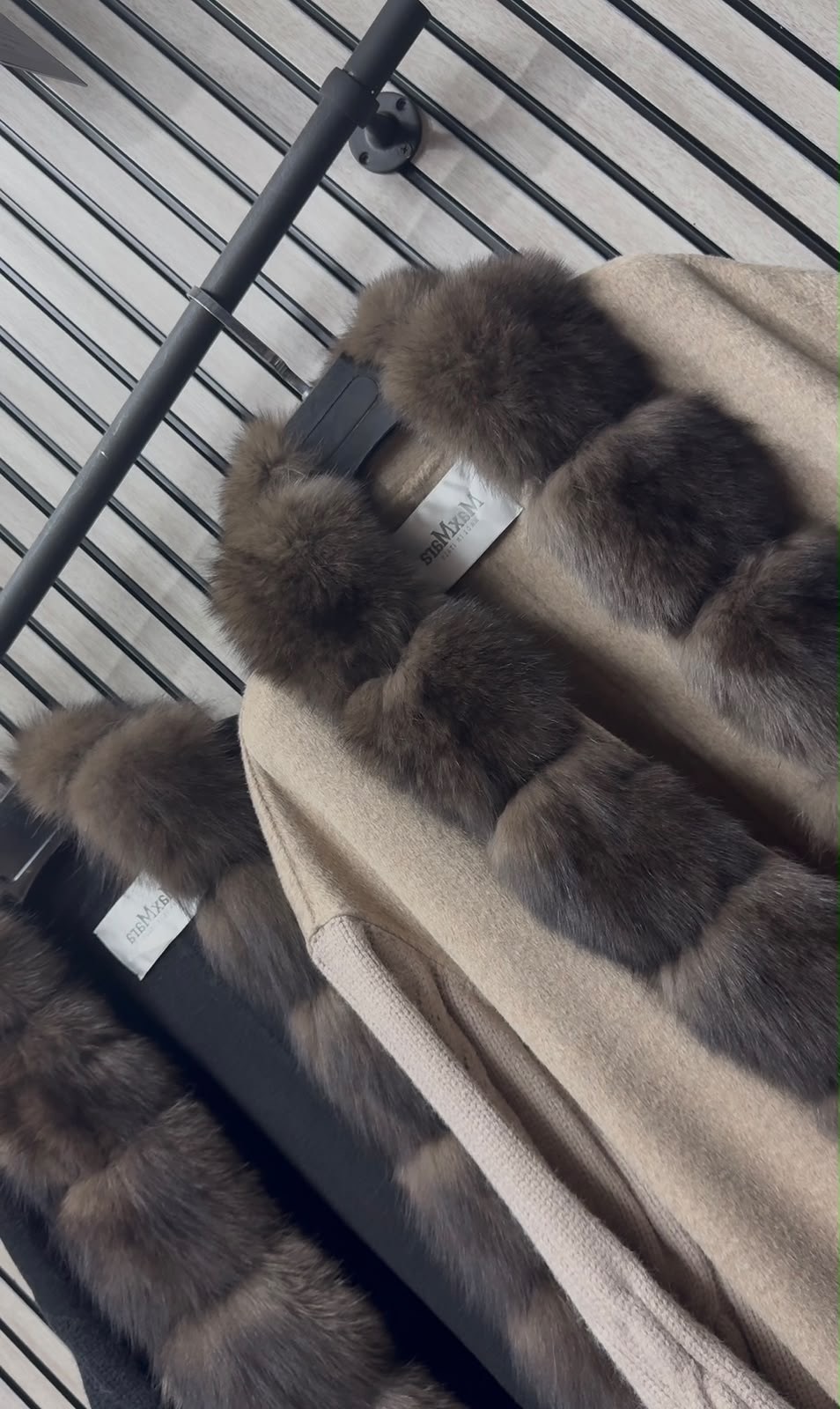 пальто с соболем,пальто с мехом,пальто с натуральным мехом соболя northfox,кардиган с мехом финского песца,кардиган с мехом