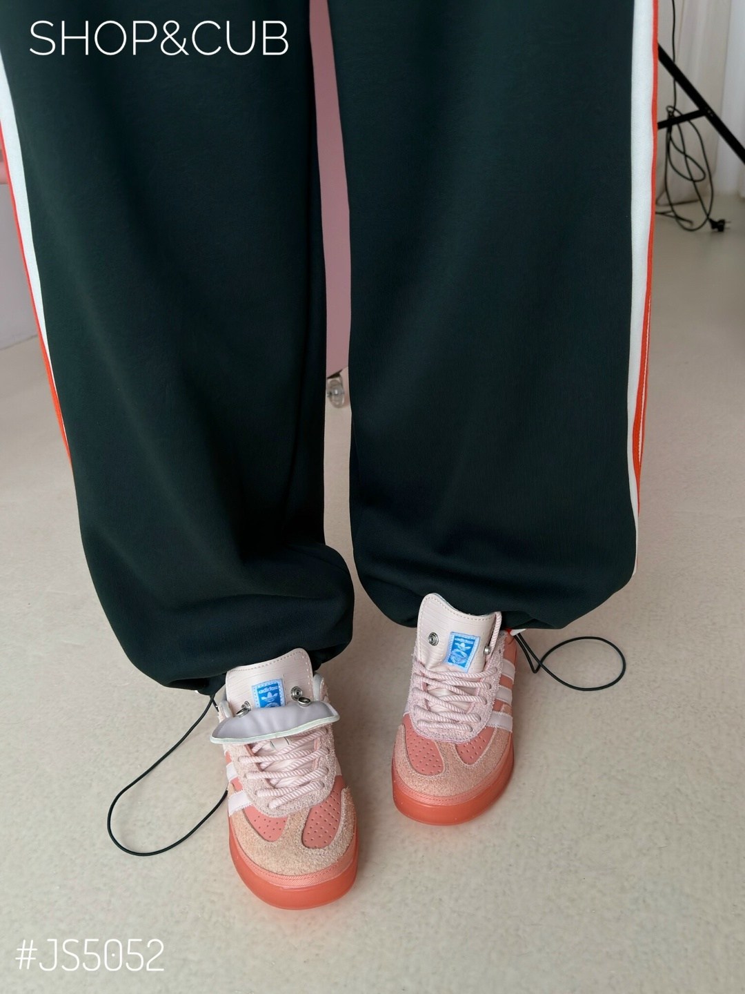 костюм спортивный adidas,спортивные костюм,костюм адидас,женские костюмы спортивные,костюм спортивный adidas sportswear