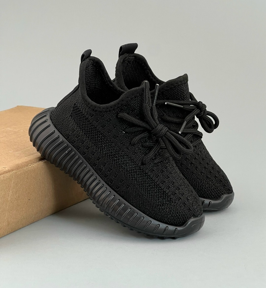 кроссовки yeezy boost 350,,кроссовки изики,кроссовки мальчику,кроссовки адидас изи