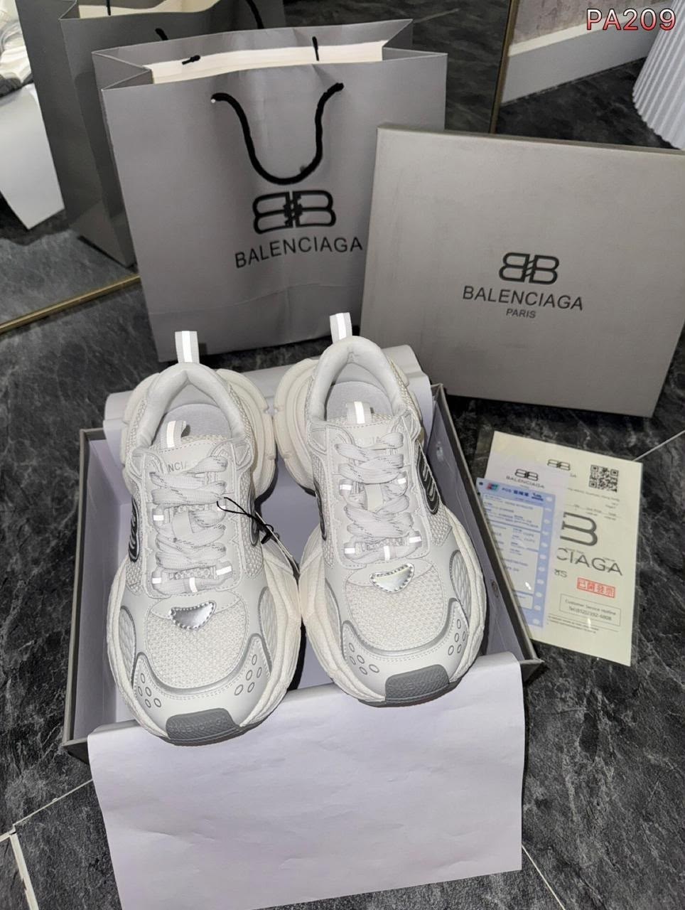 кроссовки женские balenciaga,брюки широкие,розовые штаны,брюки розовые,спортивные брюки