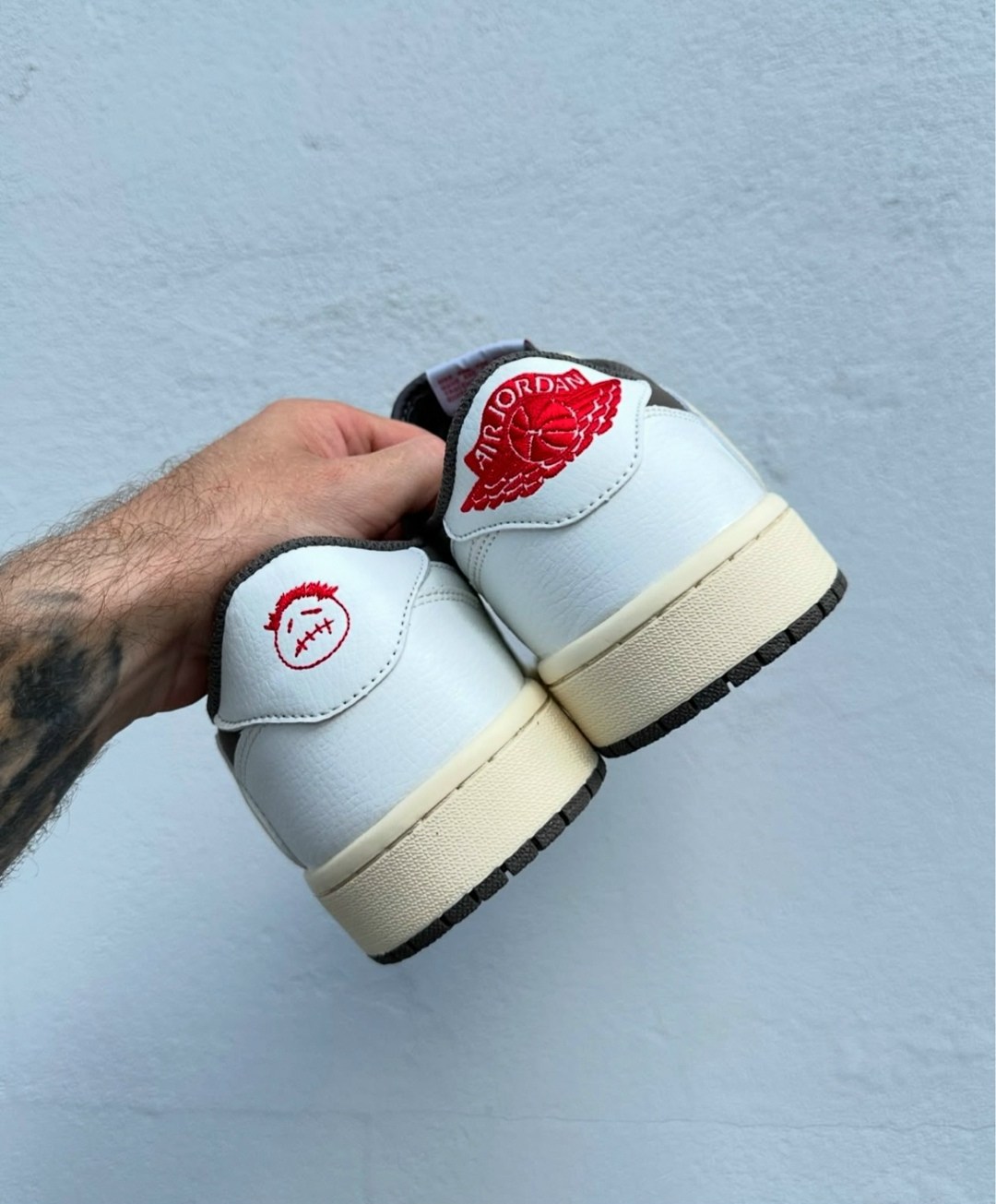 nike air jordan 1 low x travis scott,кроссовки nike air jordan 1 low x travis scott,nike air jordan 1 low travis scott,кроссовки travis scott x air jordan 1 low og,кроссовки nike air jordan 1 low trav