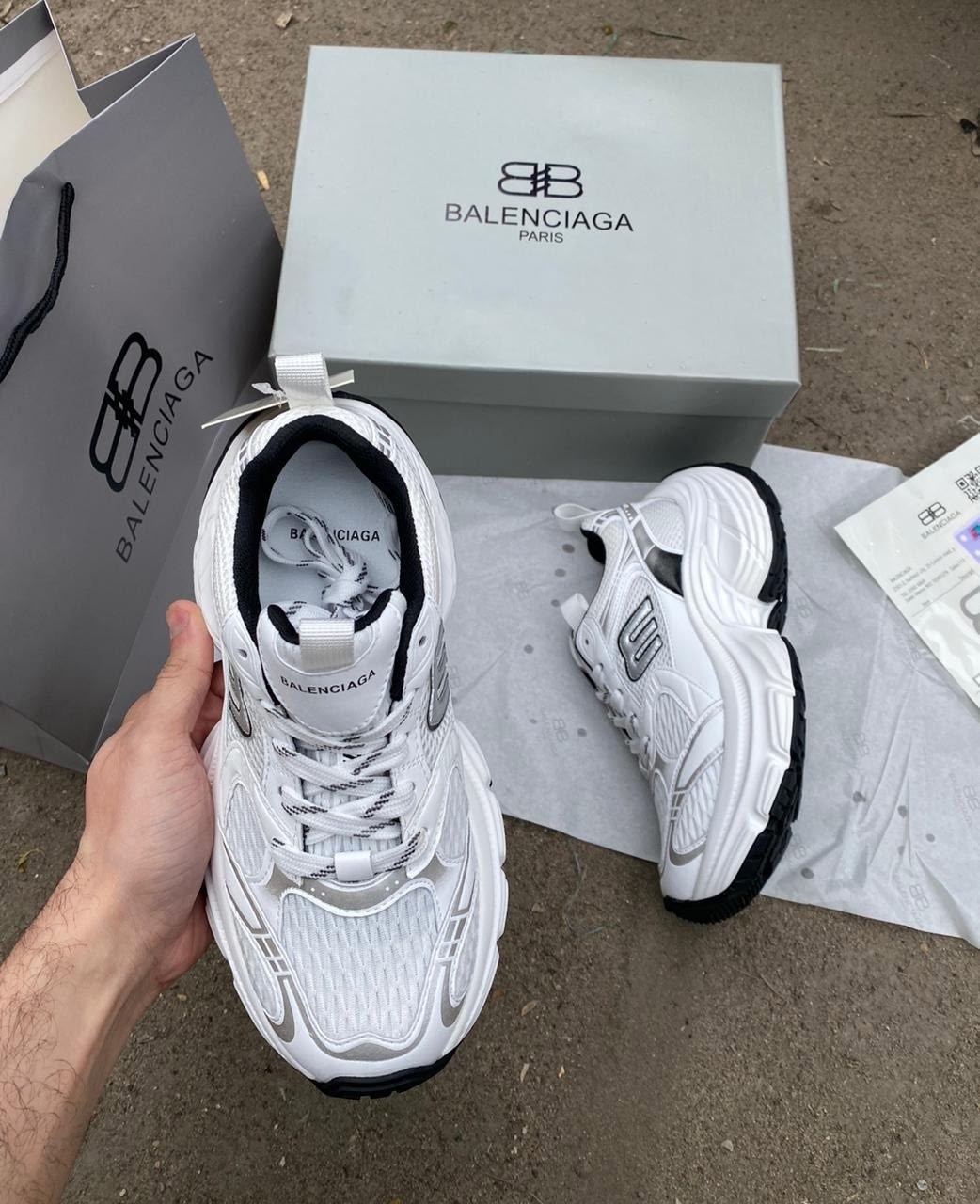 кроссовки женские balenciaga,balenciaga кроссовки,кроссовки balenciaga на высокой подошве арт. р135,кроссовки balenciaga женские balenciaga цвет белый,кроссовки balenciaga на высокой подошве